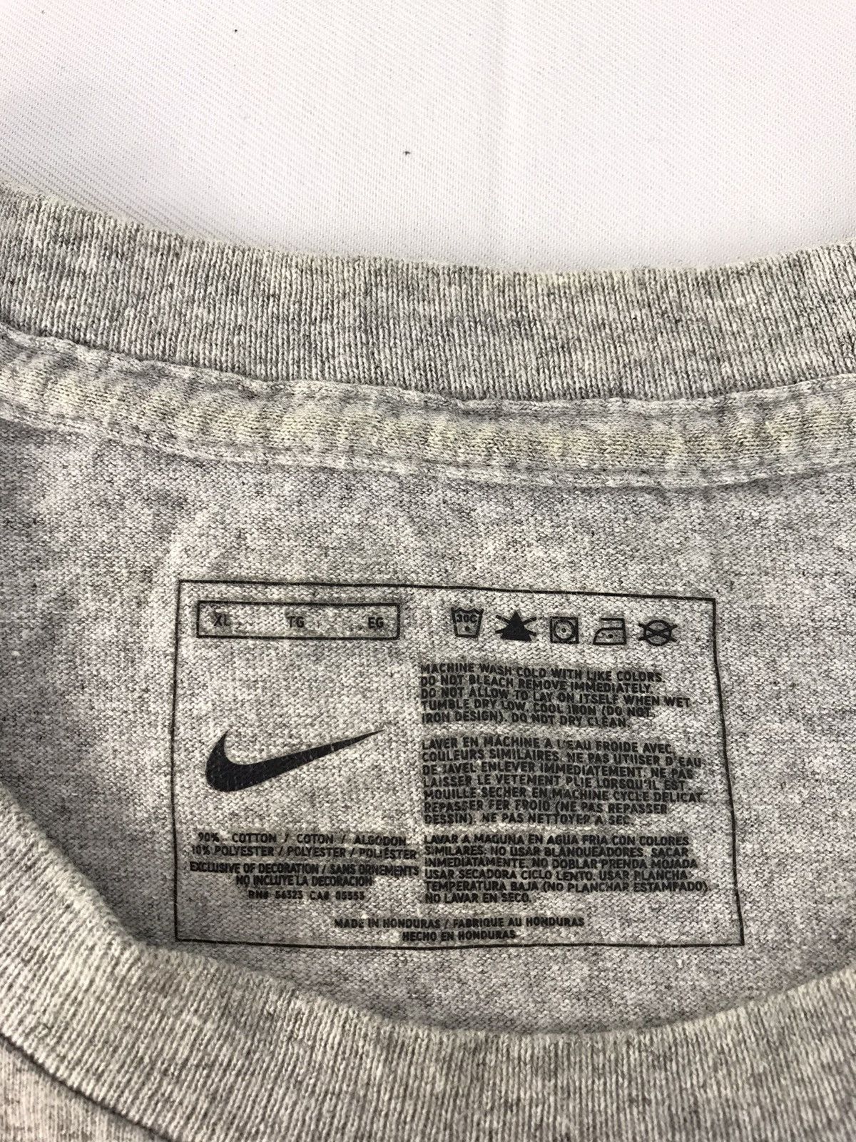 Nike The Nike Flight Basketball Screen Printed Tee T-shirt Size US XL / EU 56 / 4 - 5 Thumbnail