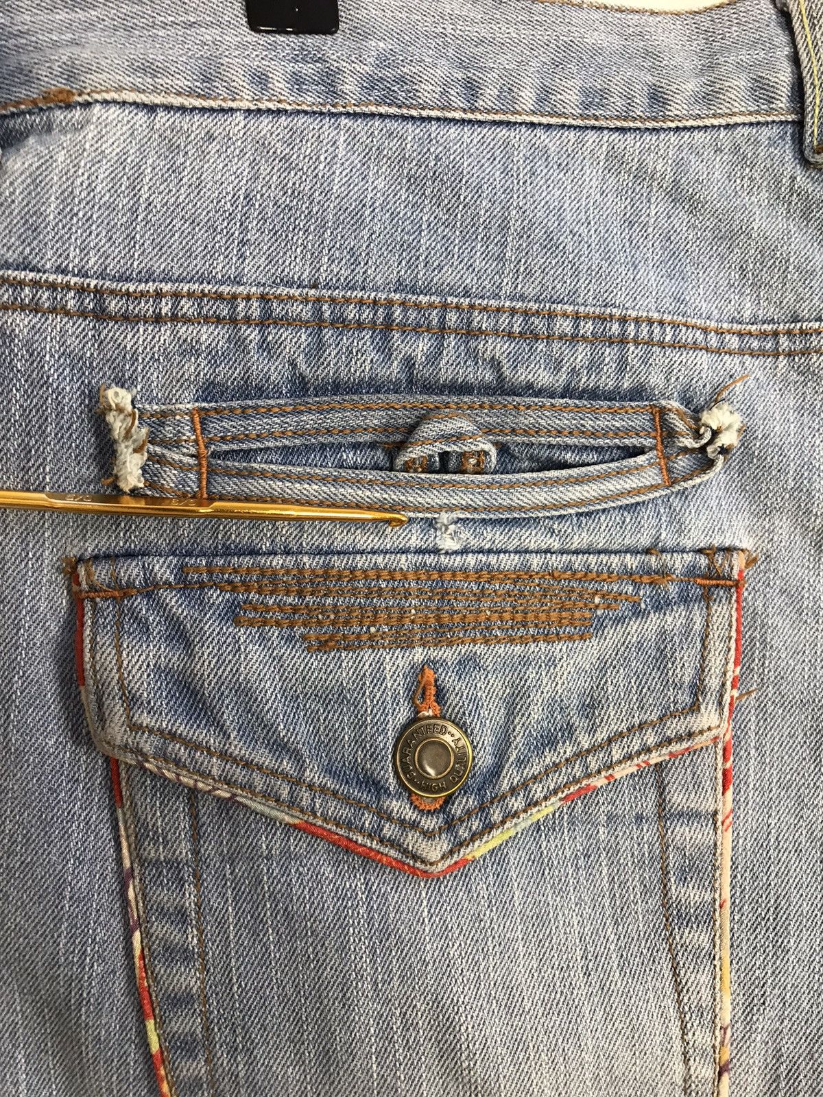 Japanese Brand × Vintage Vintage Printed Japanese Samurai Light Wash Jeans Design Size US 37 - 14 Thumbnail