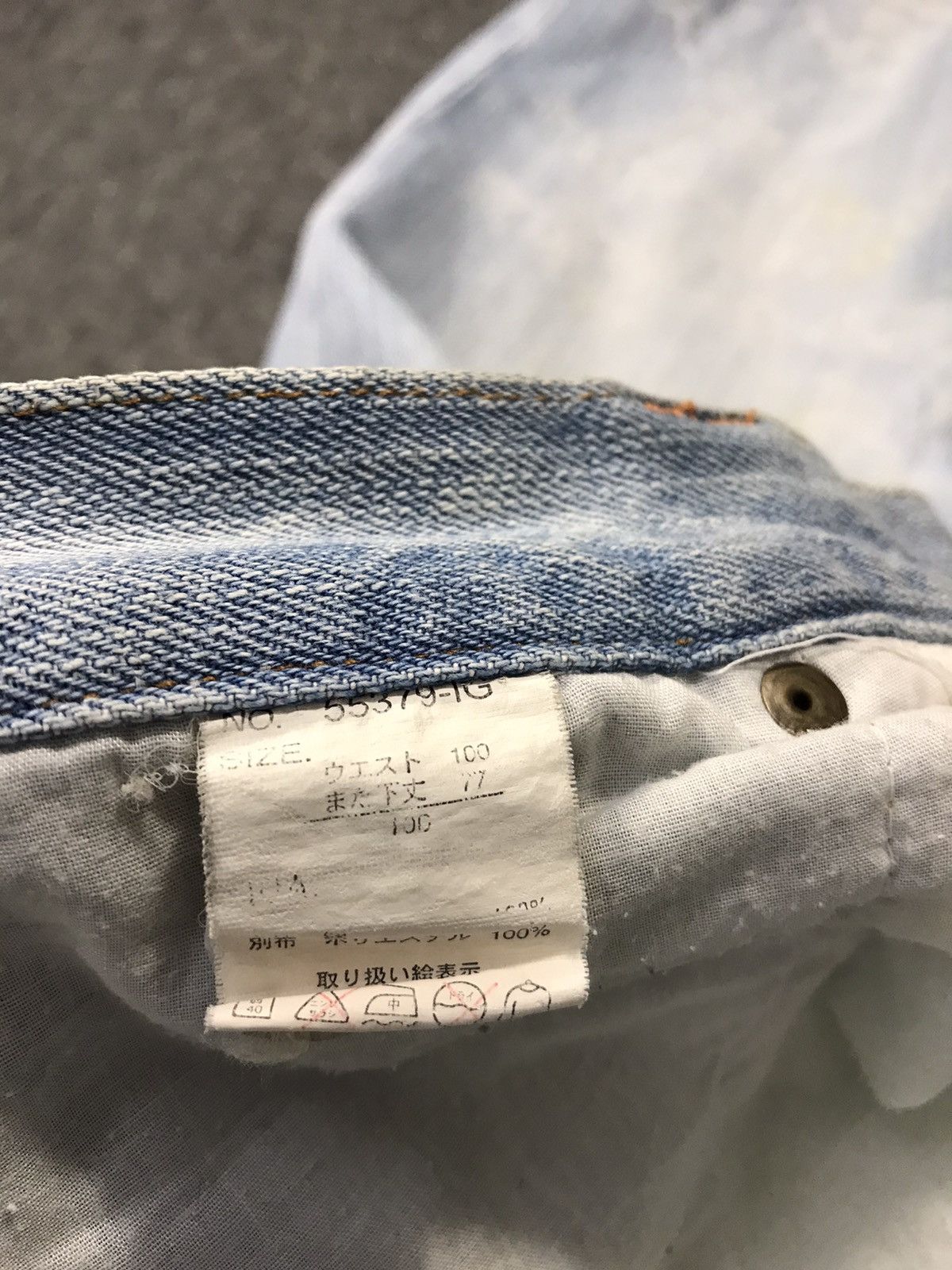 Japanese Brand × Vintage Vintage Printed Japanese Samurai Light Wash Jeans Design Size US 37 - 16 Thumbnail