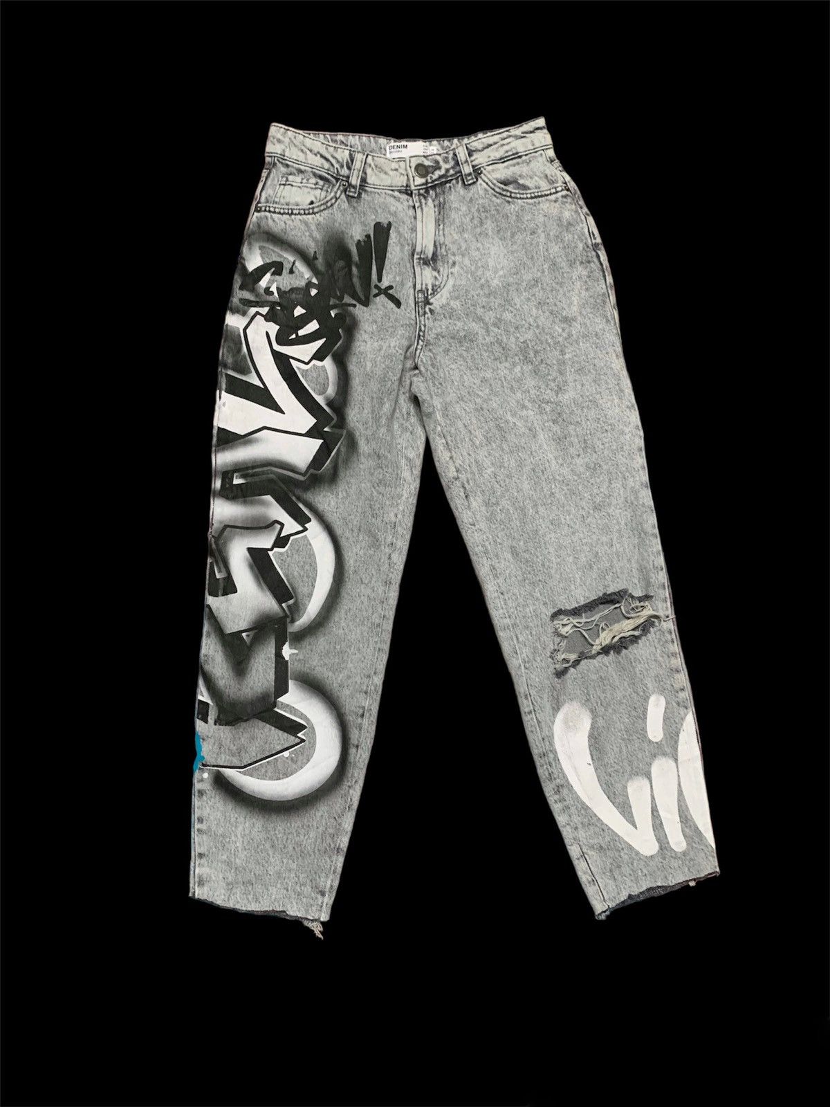 Bershka BERSHKA DISTRESSED JEANS DENIM Size US 26 / EU 42 - 1 Thumbnail