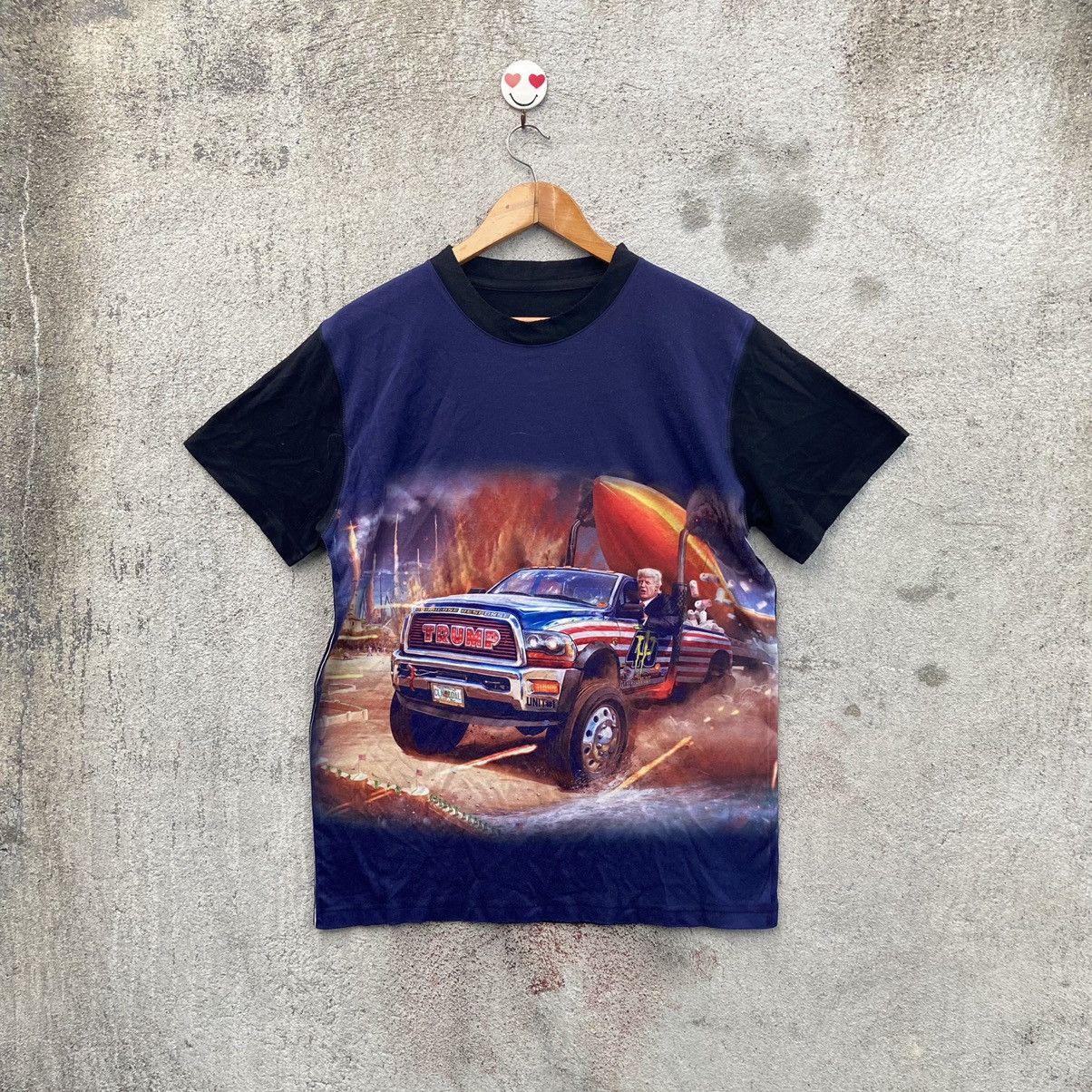 Donald Trump Donald trump tshirt overprints Size US L / EU 52-54 / 3 - 1 Thumbnail
