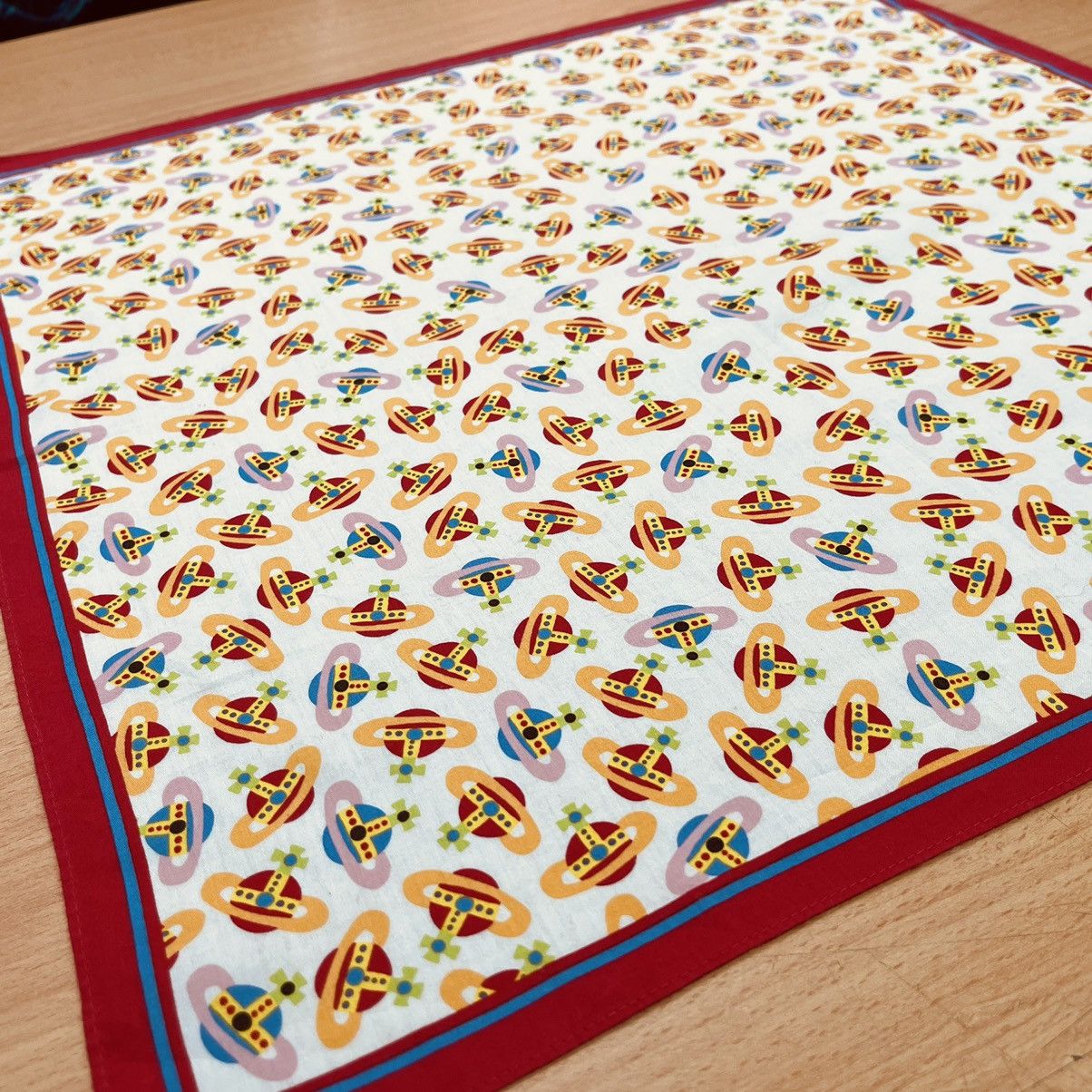 Vivienne Westwood VIVIENNE WESTWOOD HANDKERCHIEF BANDANA POCKETSQUARE HEADBAND Size ONE SIZE - 4 Thumbnail