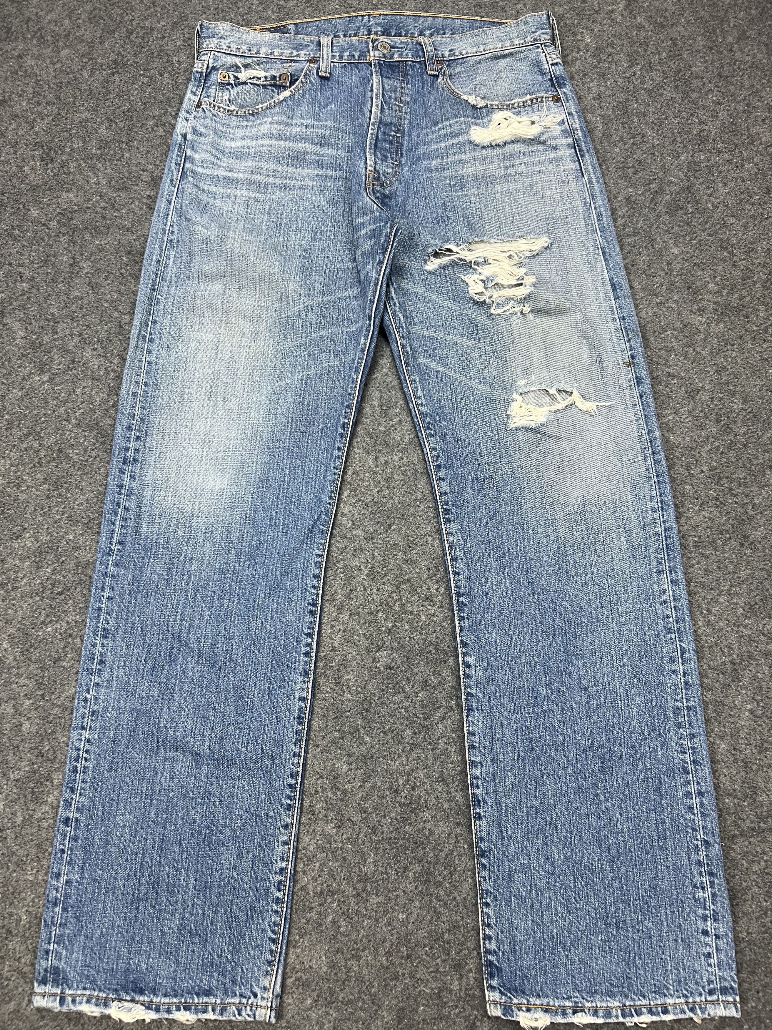 Levi's × Vintage Distressed Levis 501 jeans Size US 34 / EU 50 - 1 Thumbnail