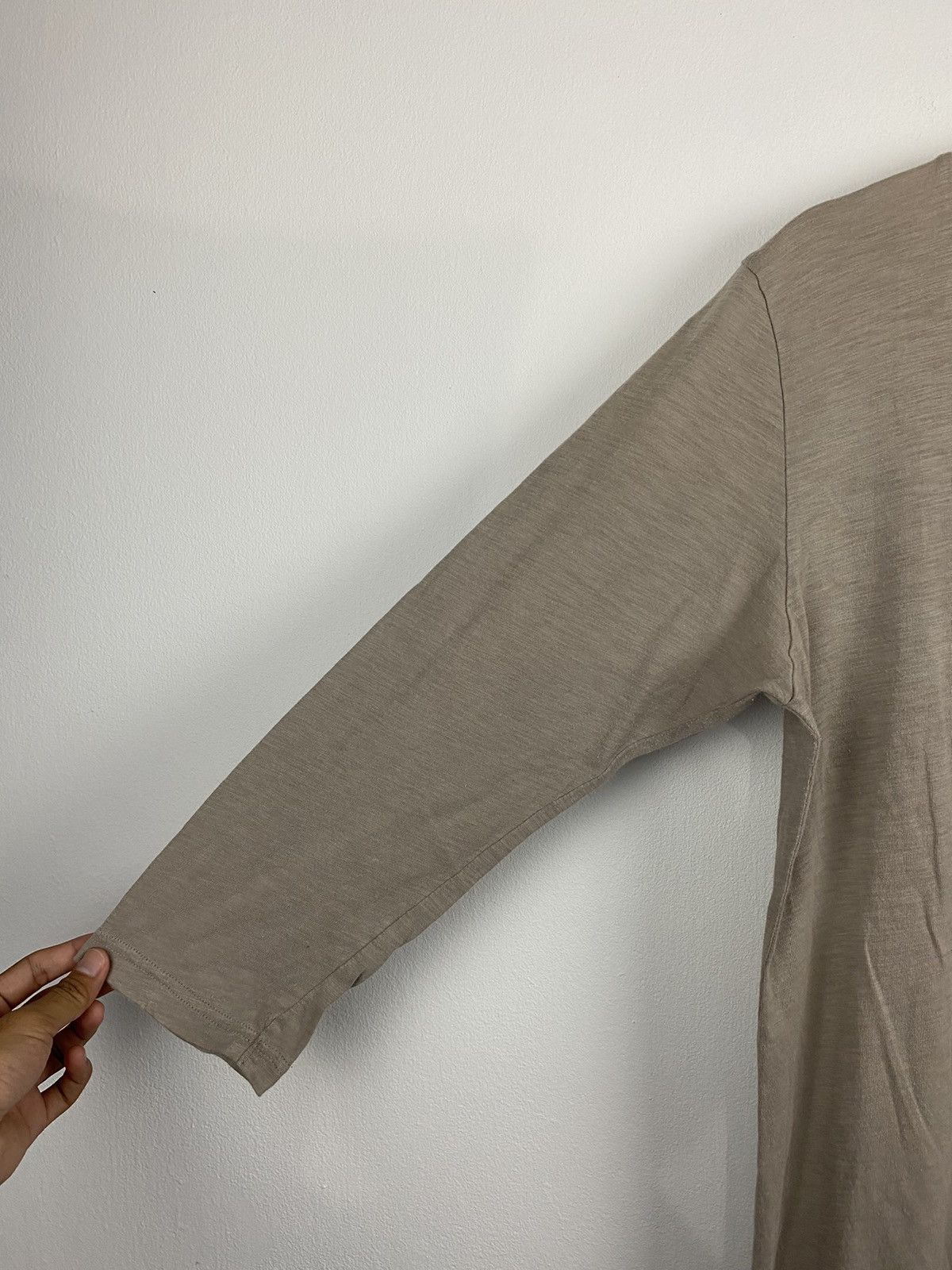 Japanese Brand Uniqlo Undercover Longsleeve T-shirt Size US L / EU 52-54 / 3 - 5 Thumbnail