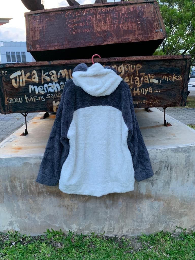 GU Gu Fleece Hoodie Panda style Size US XXL / EU 58 / 5 - 2 Thumbnail