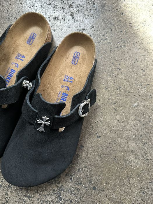 Chrome best sale heart birkenstocks