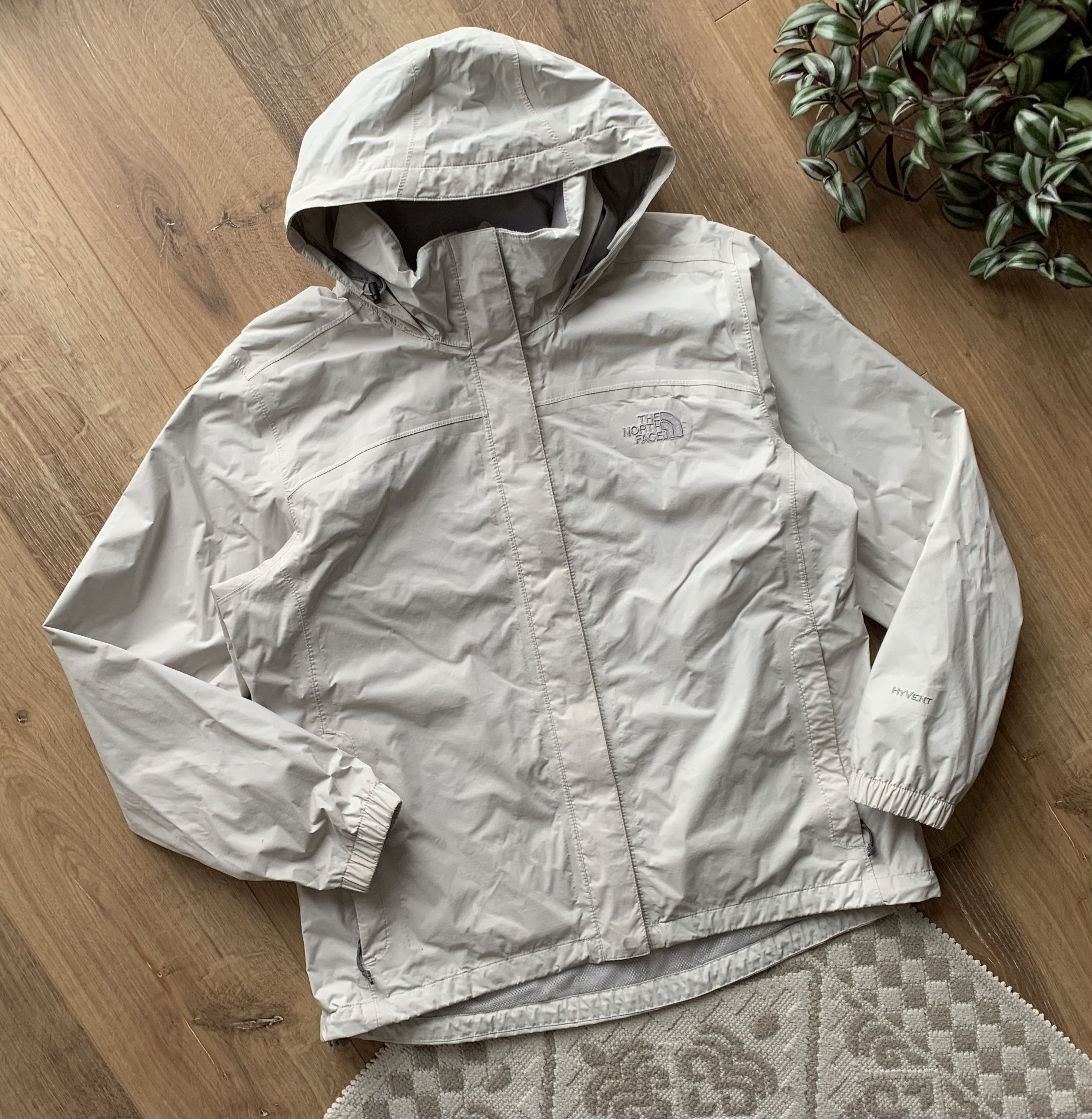 The North Face Vintage The North Face HyVent Light Jacket Size L / US 10 / IT 46 - 1 Thumbnail