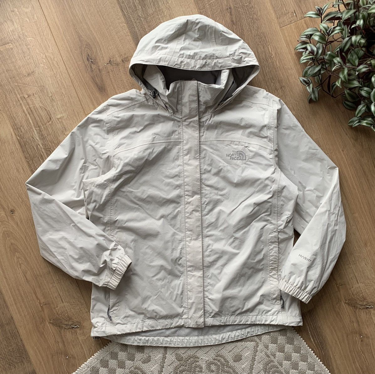 The North Face Vintage The North Face HyVent Light Jacket Size L / US 10 / IT 46 - 2 Thumbnail