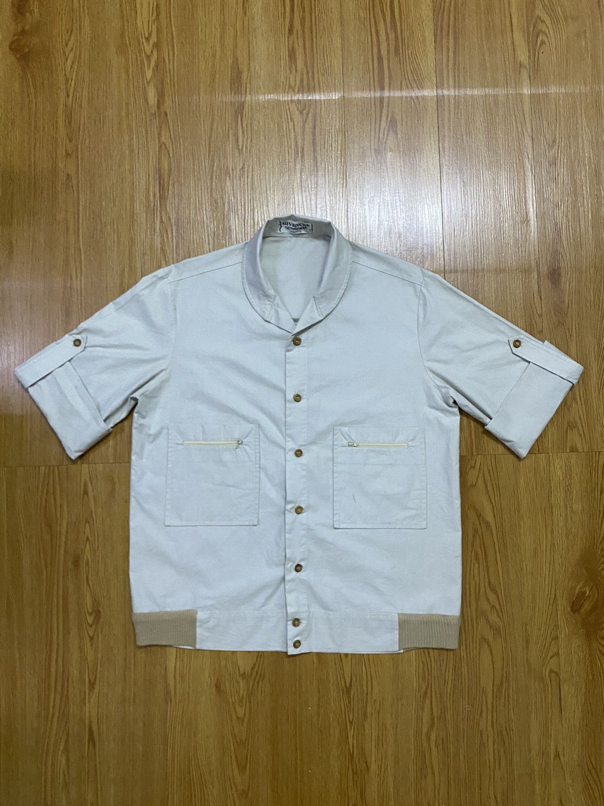 Givenchy Gentleman Buttons Up Shirt
