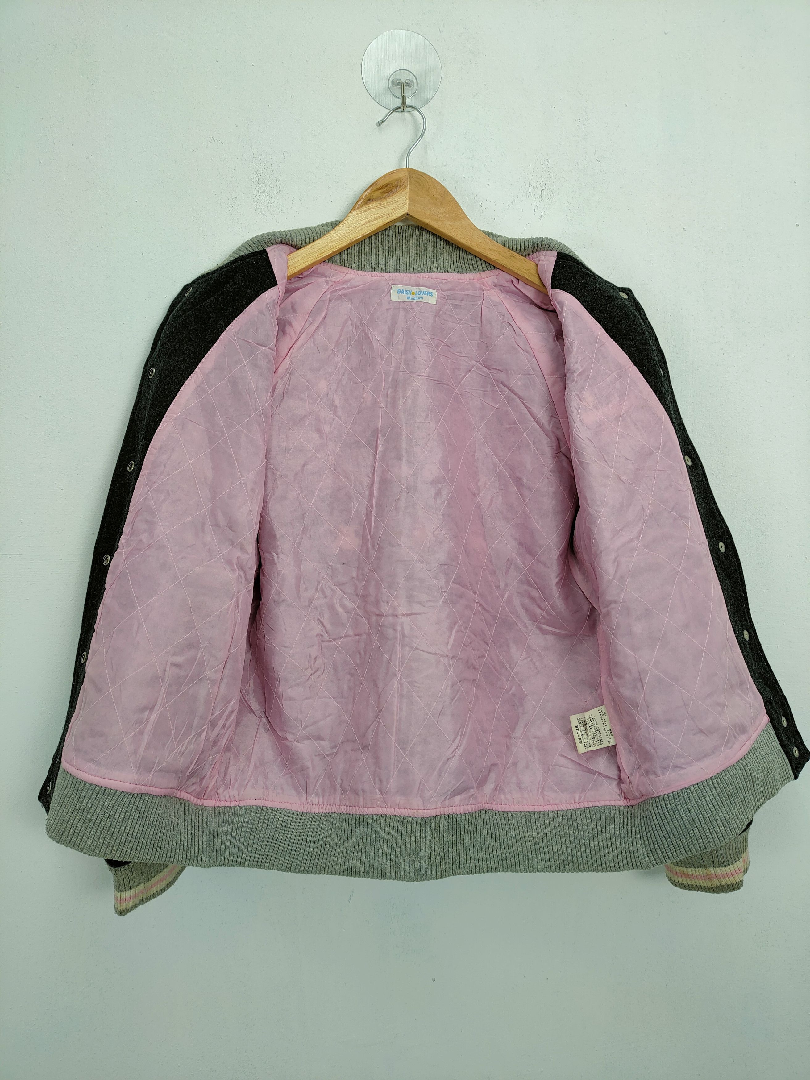 Japanese Brand 💥 BESTOFFER 💥DAISY'S LOVERS WOOL VARSITY JACKET LADIES Size ONE SIZE - 13 Thumbnail