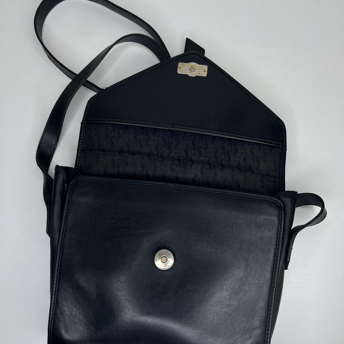 Saint Laurent Paris × Yves Saint Laurent Vintage Navy Yves Saint Laurent YSL Crossbody Shoulder Bag Size ONE SIZE - 9 Thumbnail