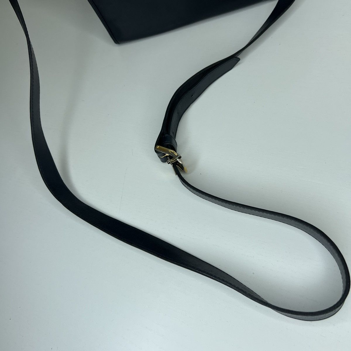 Saint Laurent Paris × Yves Saint Laurent Vintage Navy Yves Saint Laurent YSL Crossbody Shoulder Bag Size ONE SIZE - 7 Thumbnail