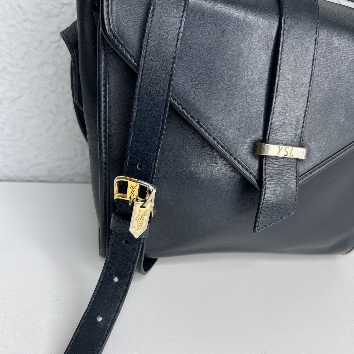 Saint Laurent Paris × Yves Saint Laurent Vintage Navy Yves Saint Laurent YSL Crossbody Shoulder Bag Size ONE SIZE - 4 Thumbnail