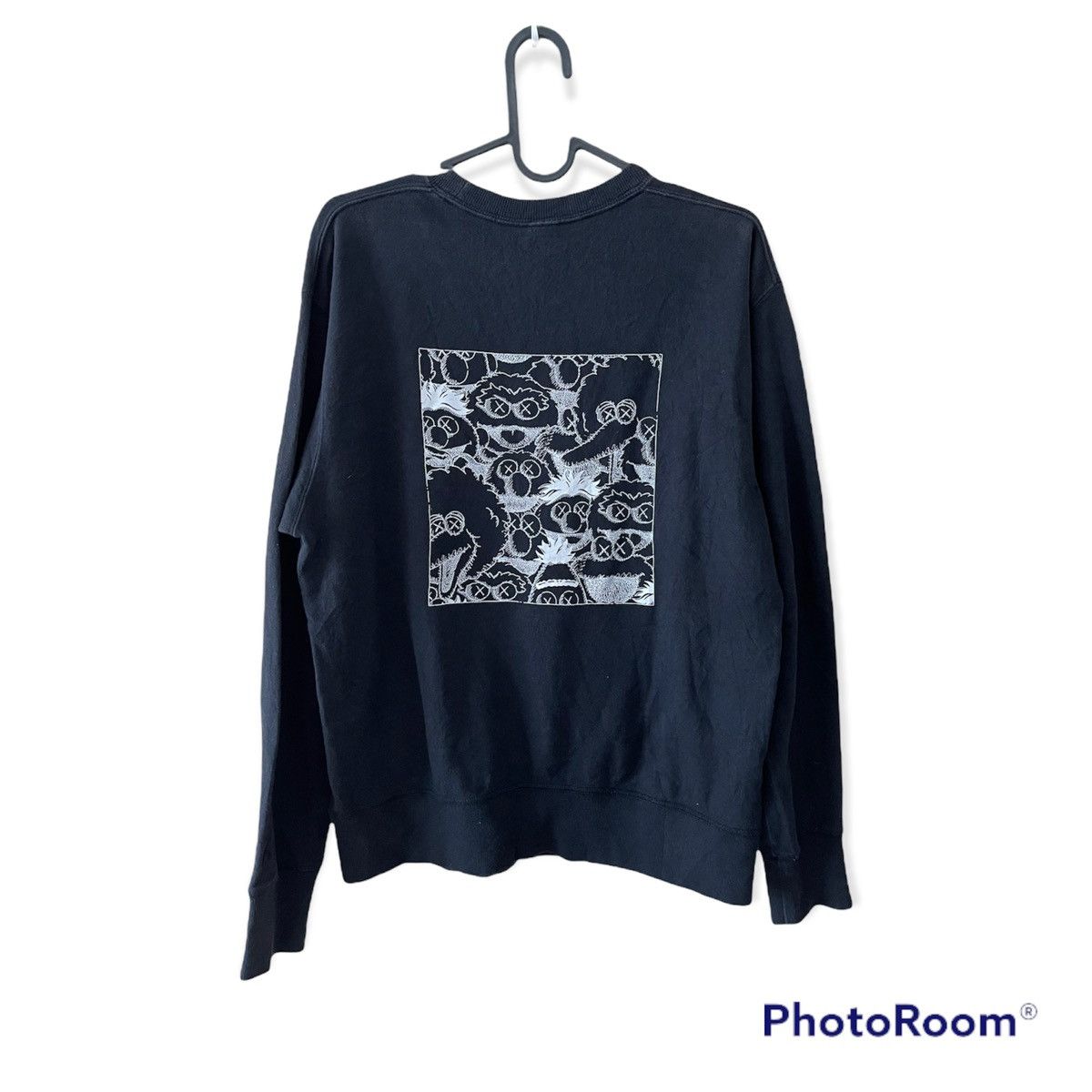Kaws × Uniqlo KAWS Sesame Street Uniqlo Pull Over Crewneck Sweatshirt Size US S / EU 44-46 / 1 - 5 Thumbnail