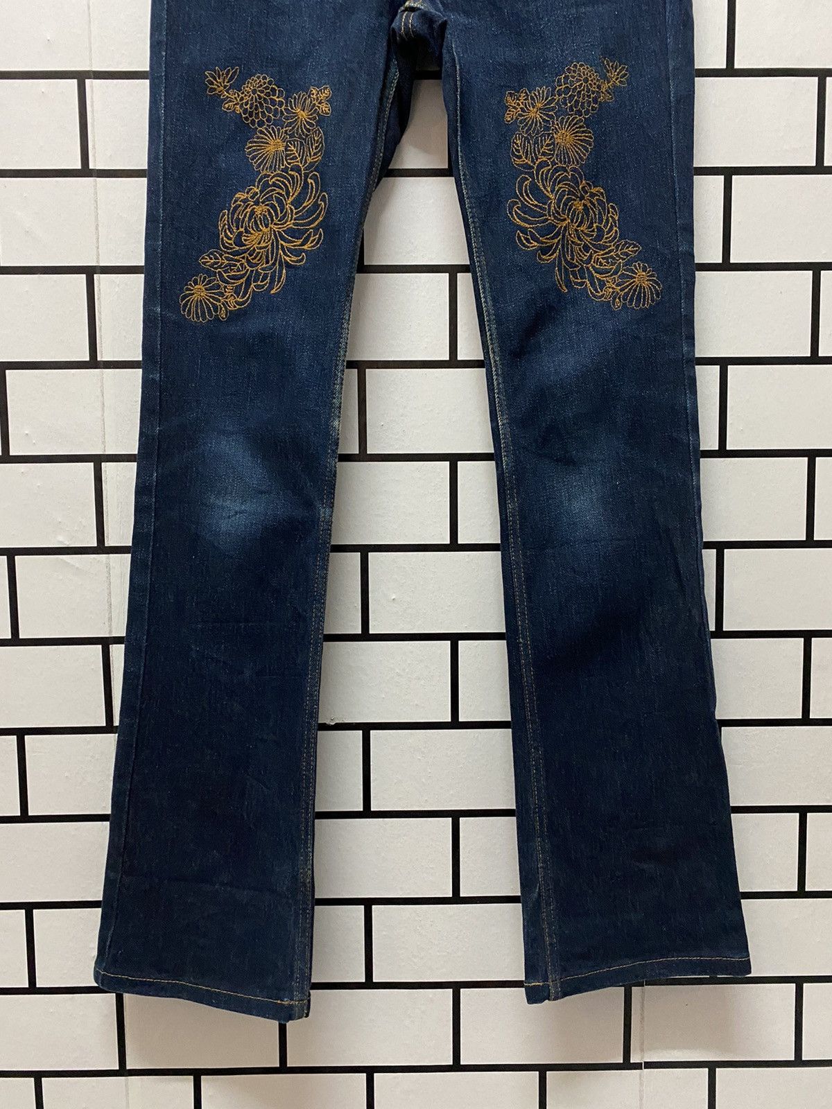Designer × Japanese Brand Glamdy Made in japan Embroidery Art Flare Denim Pants Size US 28 / EU 44 - 5 Thumbnail