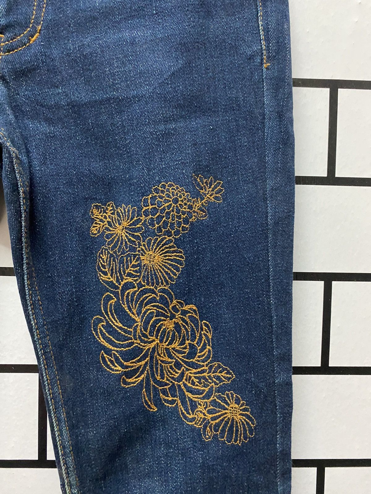 Designer × Japanese Brand Glamdy Made in japan Embroidery Art Flare Denim Pants Size US 28 / EU 44 - 7 Thumbnail