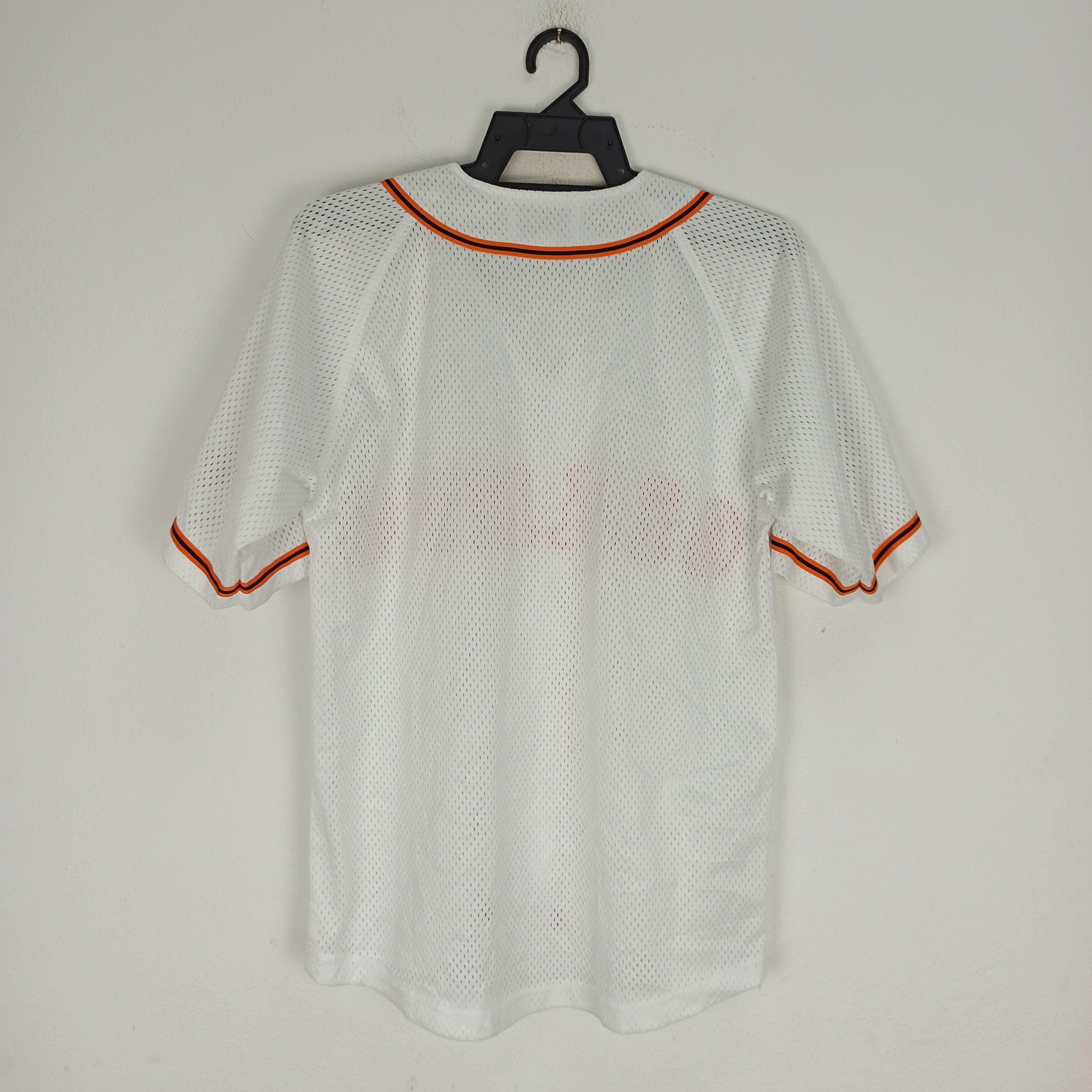 Japanese Brand Rare🔥 Yomiuri Giants 2002 Champions Baseball Big Logo Size US M / EU 48-50 / 2 - 4 Thumbnail