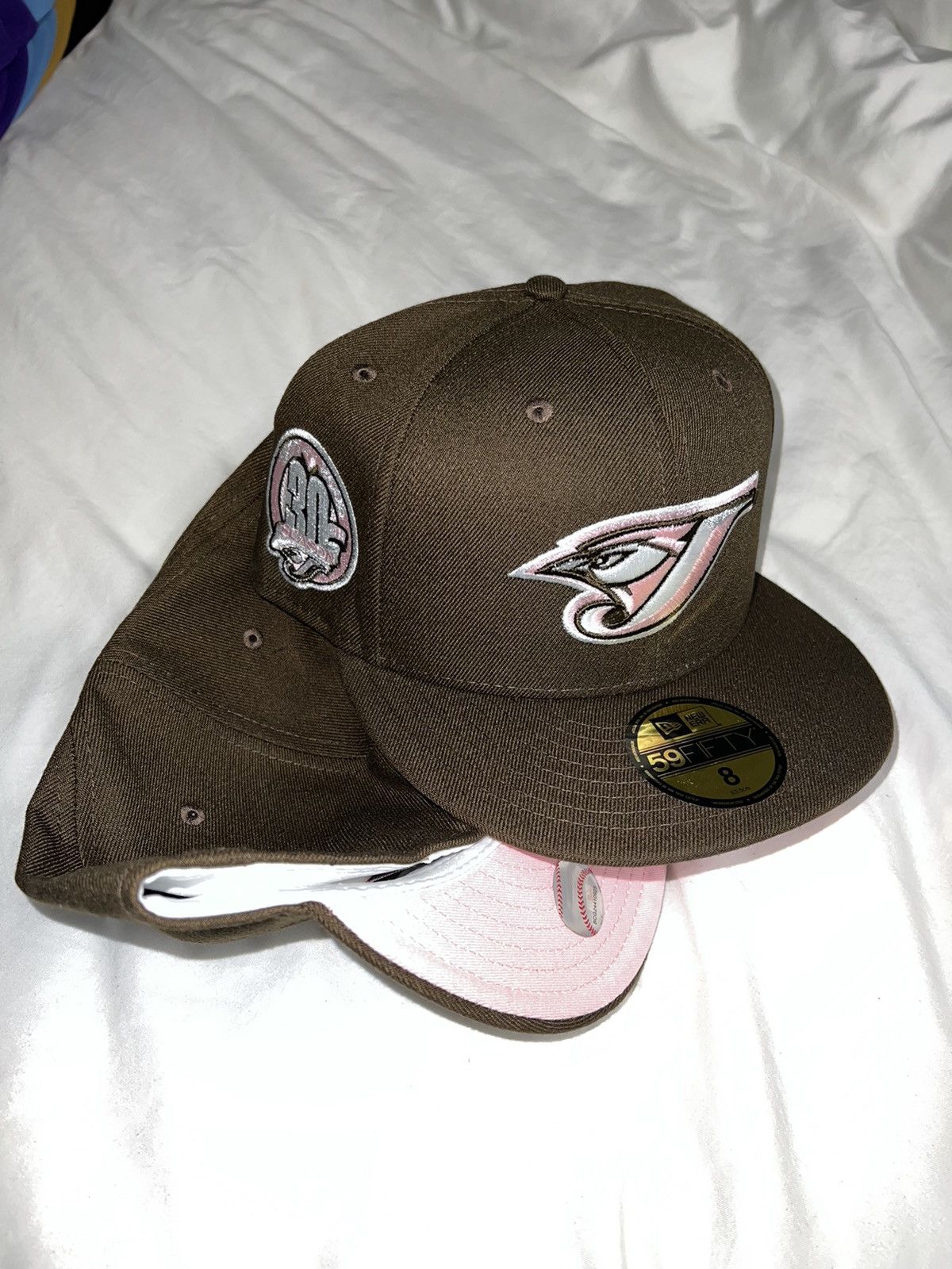 image of New Era Exclusive Toronto Blue Jays Fitted Brown Pink Bottom Size 8 in Brown/Pink, Men's