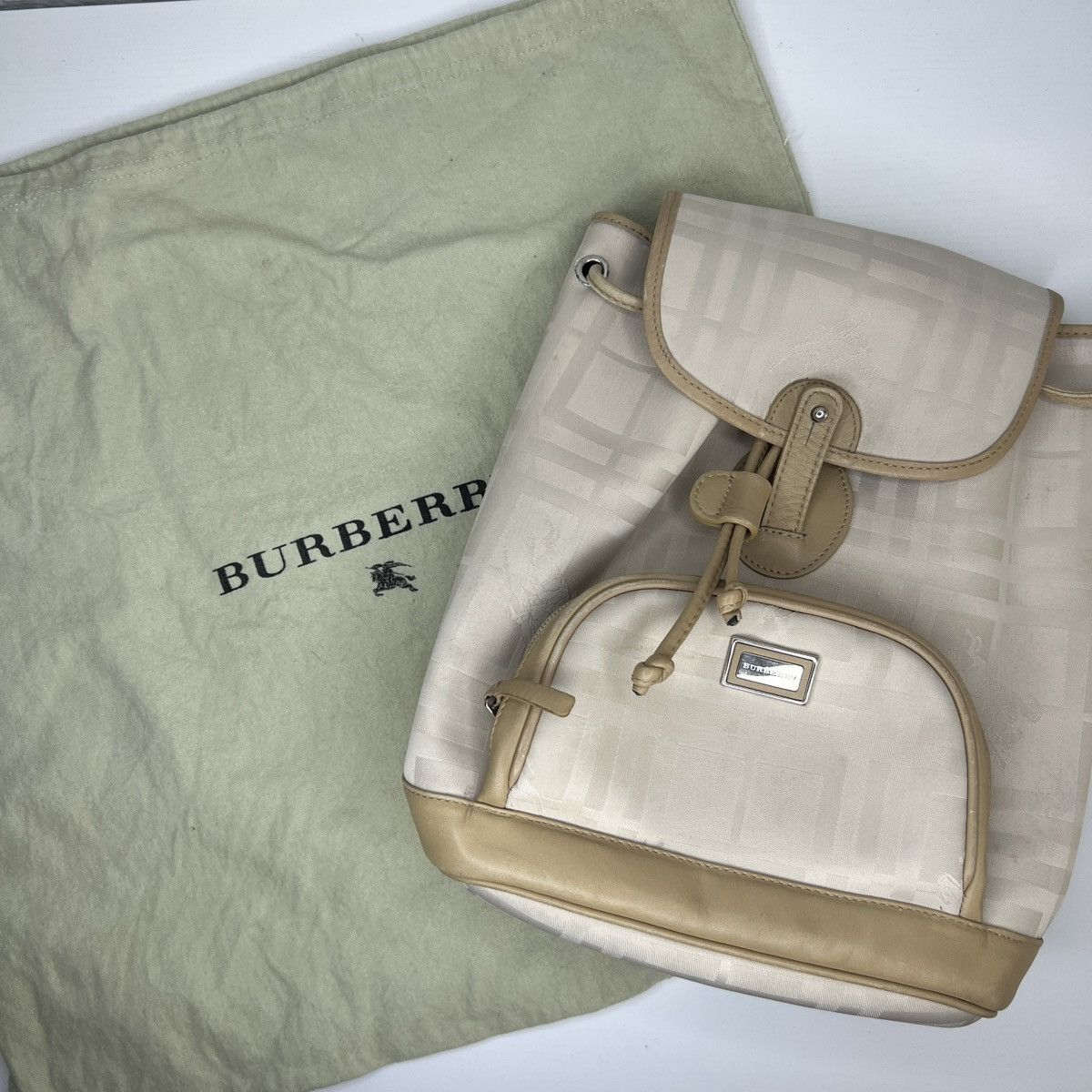 Burberry Burberry Burberrys Vintage Backpack Beige Logo Leather Size ONE SIZE - 12 Thumbnail