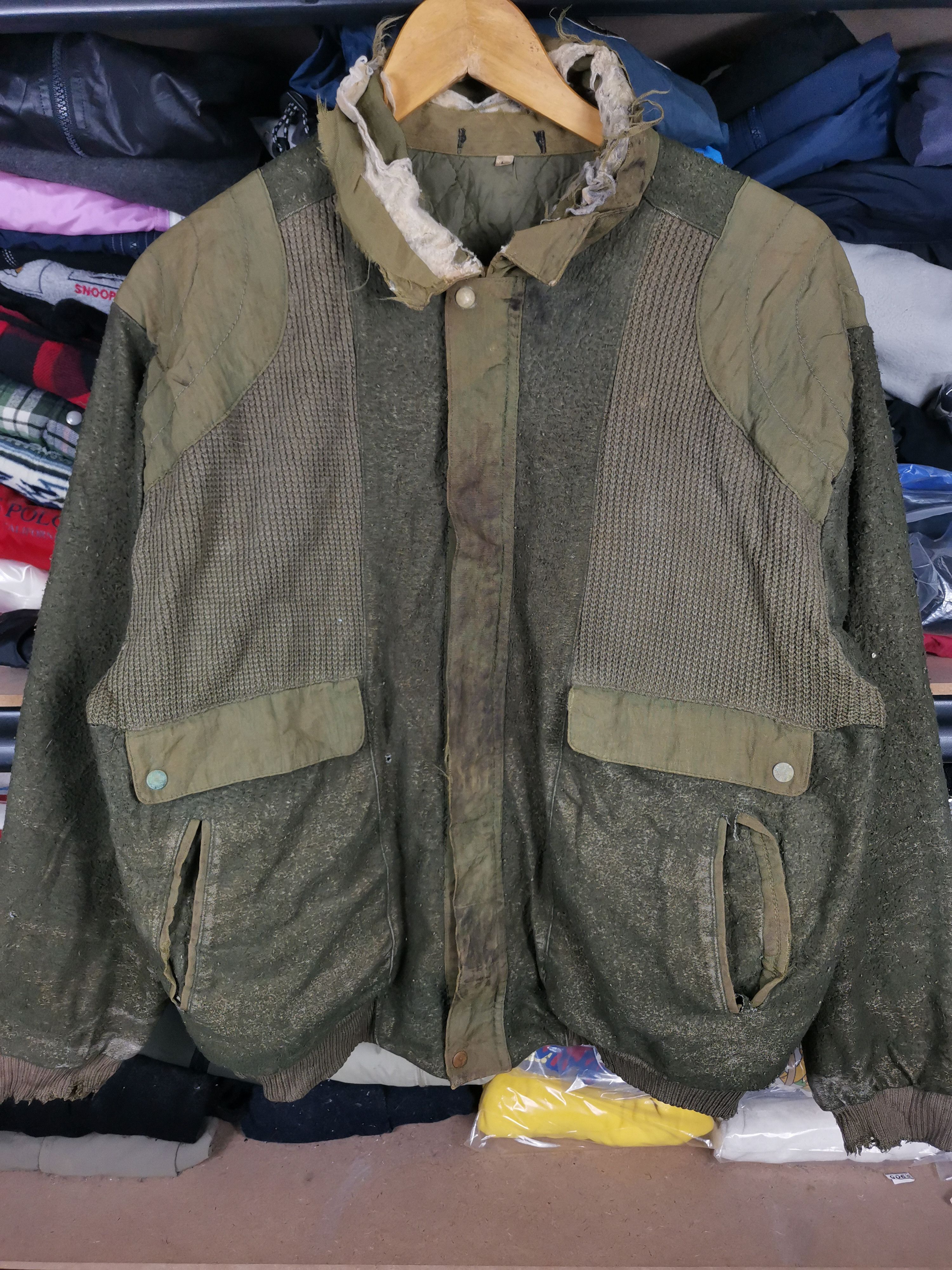 Vintage Trashed Vintage 80s Bomber Jacket Green Army Size US M / EU 48-50 / 2 - 1 Thumbnail