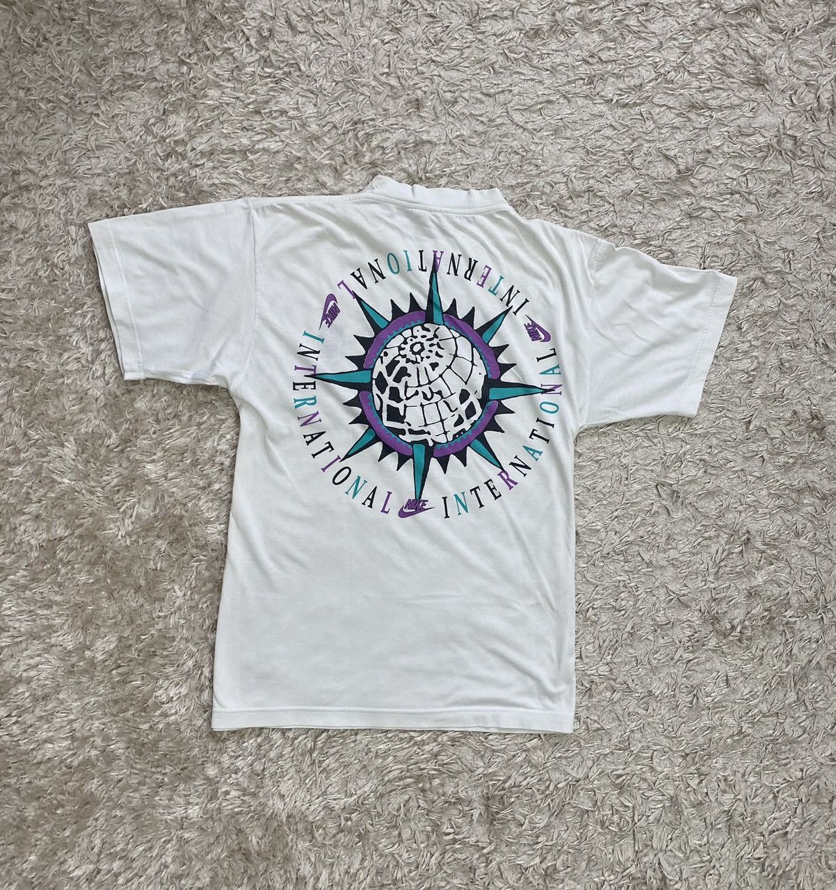 Nike × Vintage RARE Nike international white t-shirt 90s retro Size US L / EU 52-54 / 3 - 1 Thumbnail