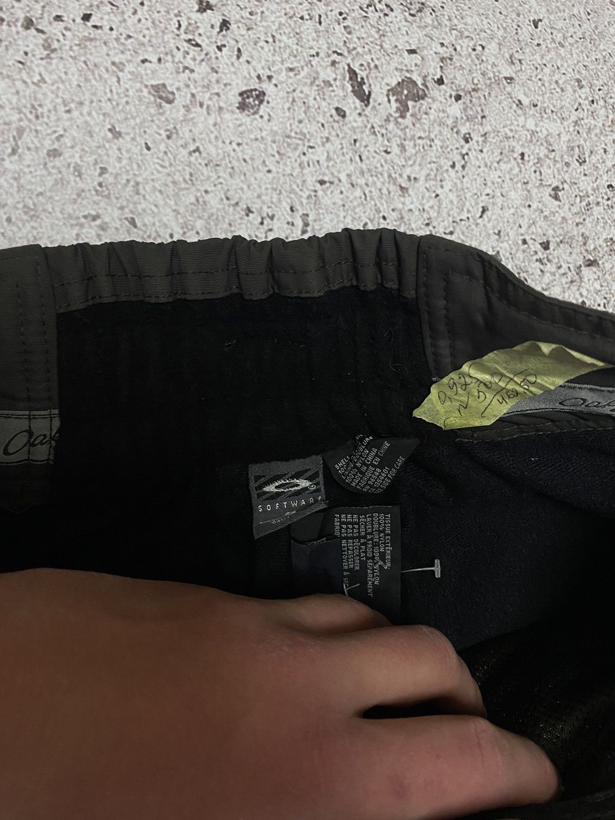 Oakley × Vintage 🏄‍♀️Vintage Oakley Ski Pants Snowboarding Y2K cw21 rare women Size 30" / US 8 / IT 44 - 4 Thumbnail