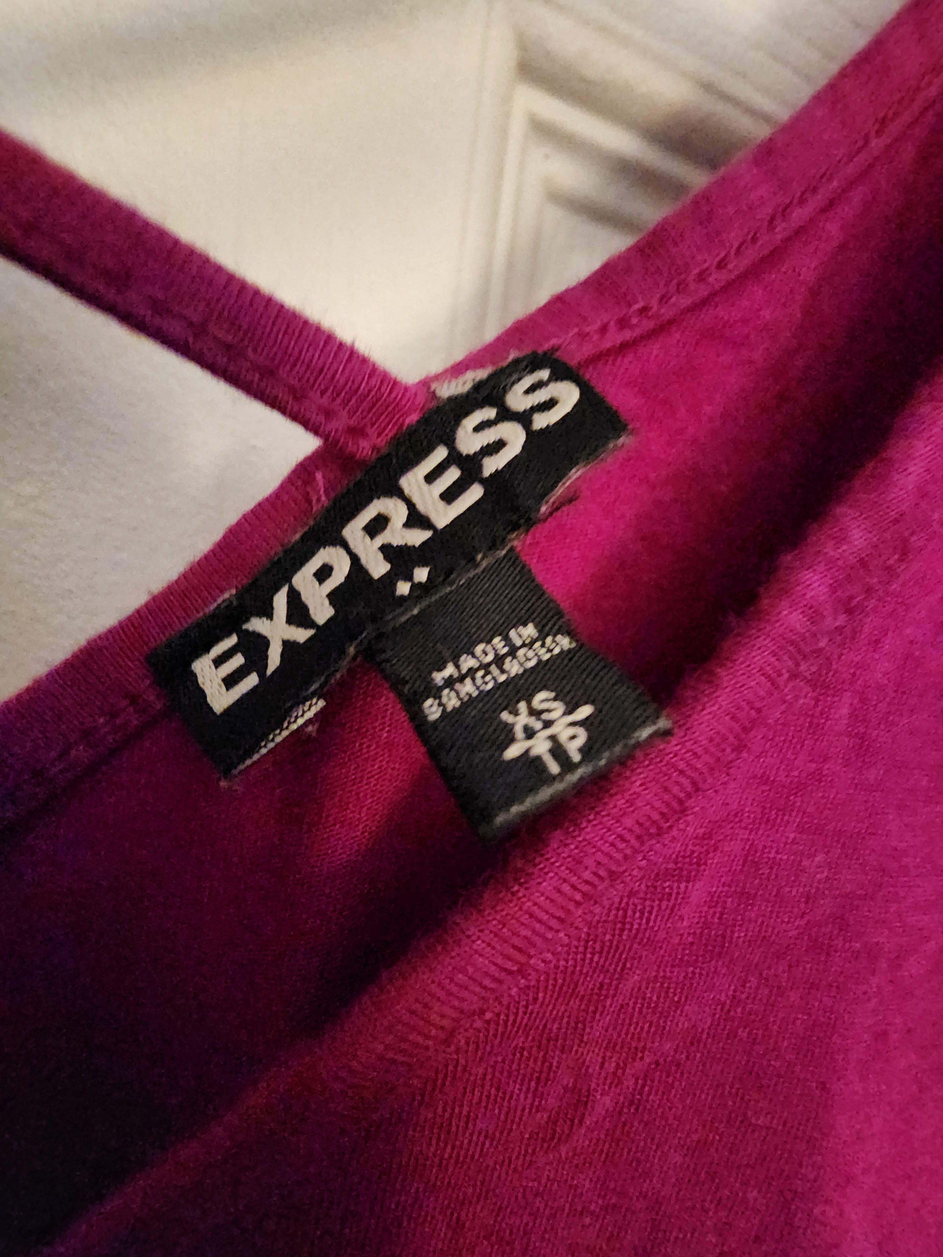 Express Express Cold Shoulder LS Double Vneck Shirt Pink Berry XS Size XS / US 0-2 / IT 36-38 - 5 Thumbnail
