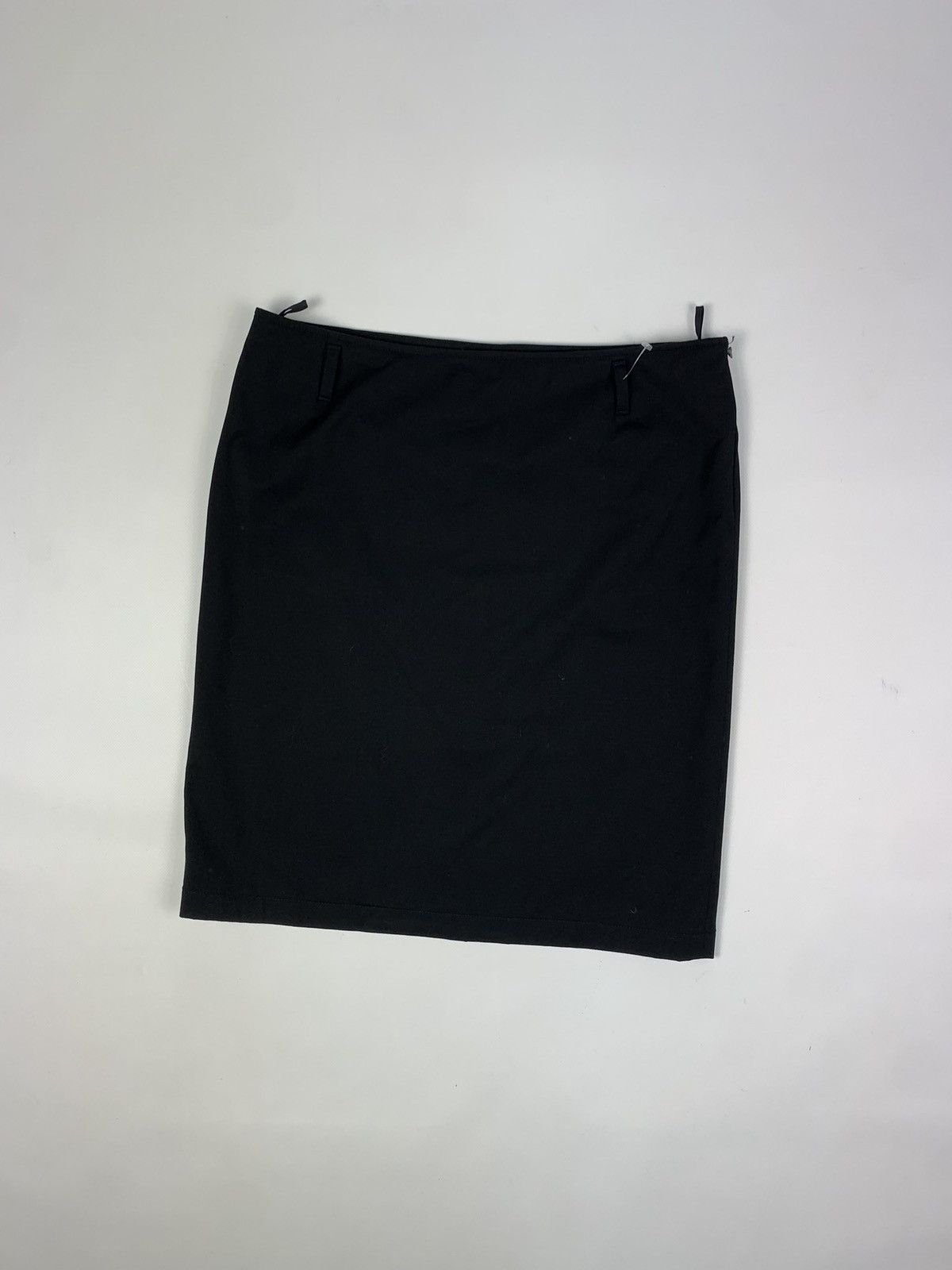 Prada × Vintage Prada Milano vintage women’s virgin wool skirt size 46 Size 32" / US 10 / IT 46 - 1 Thumbnail