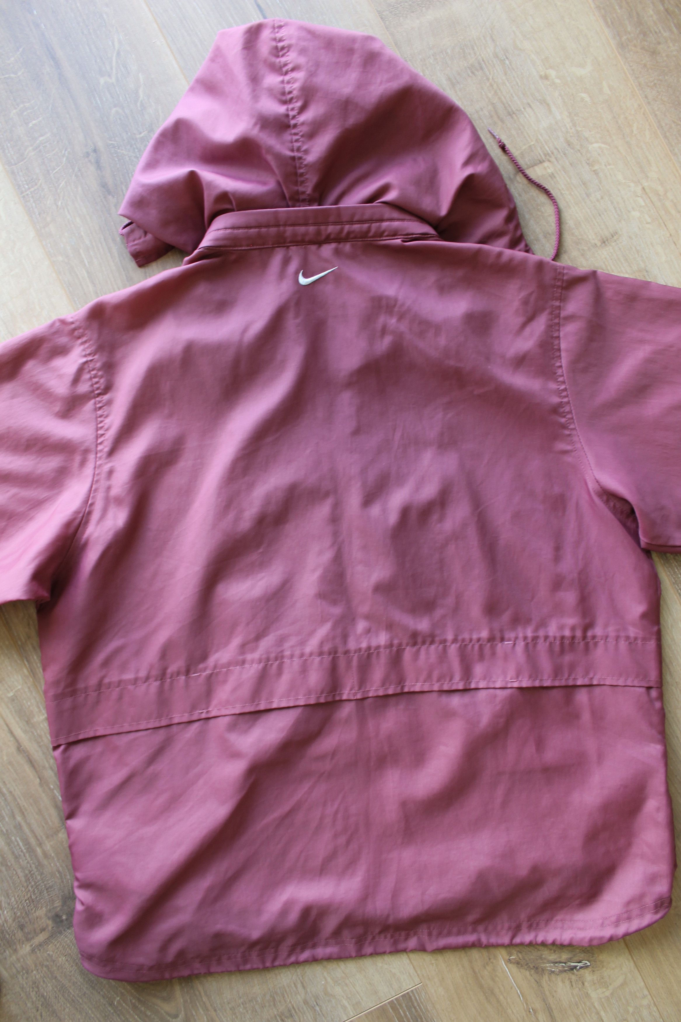 Nike Vintage Nike Embroidered center swoosh anorak light jacket Size US M / EU 48-50 / 2 - 3 Thumbnail