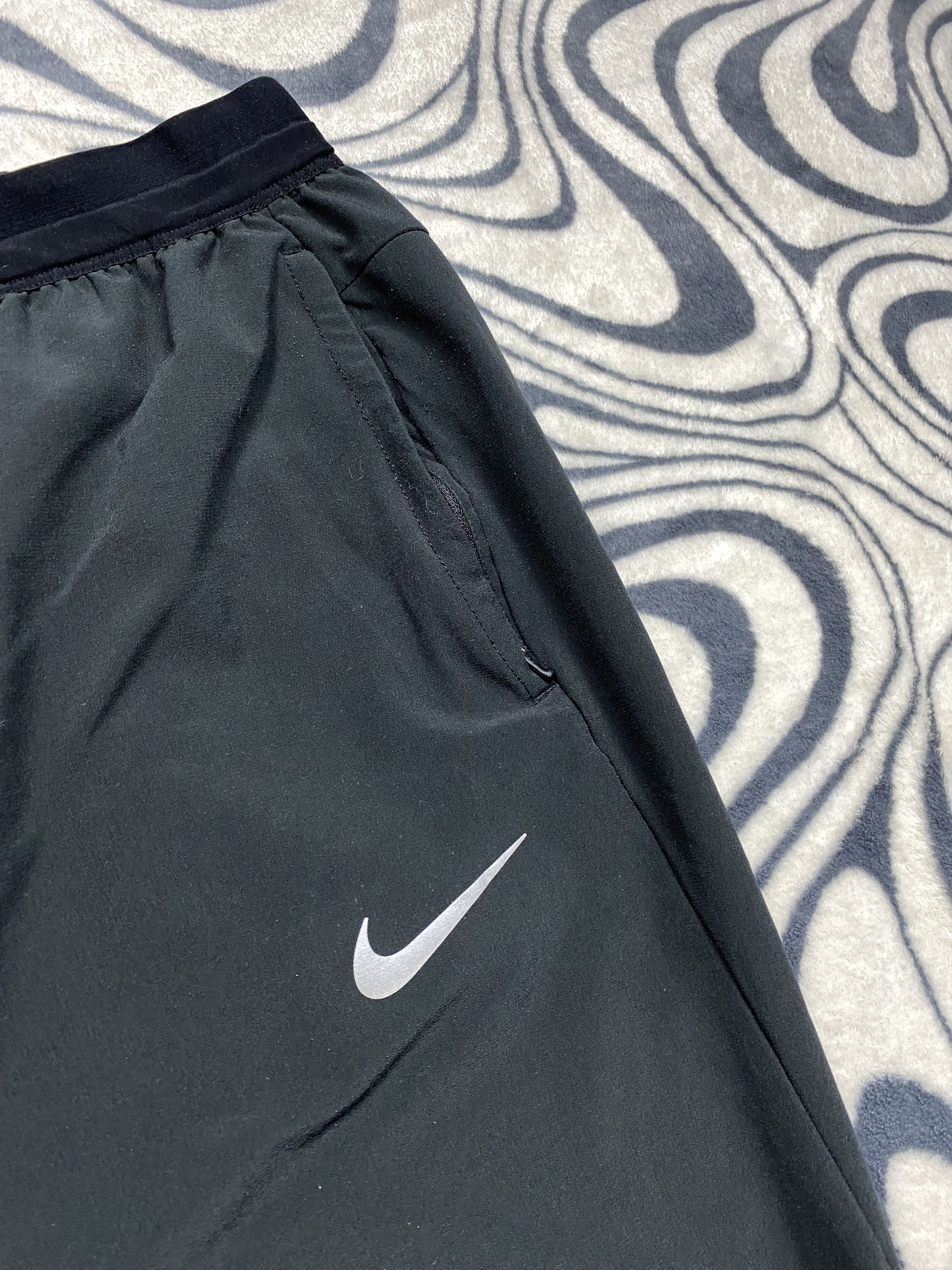 Nike Nike Running Vintage Mens Track Pants Y2K Dri Fit Size US 36 / EU 52 - 3 Thumbnail