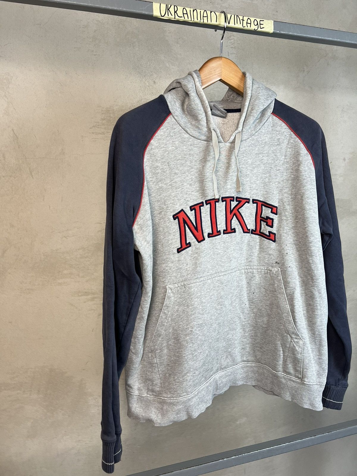 Nike × Vintage Vintage Nike Sweatshirt Hoodie Big Logo Size US L / EU 52-54 / 3 - 2 Thumbnail