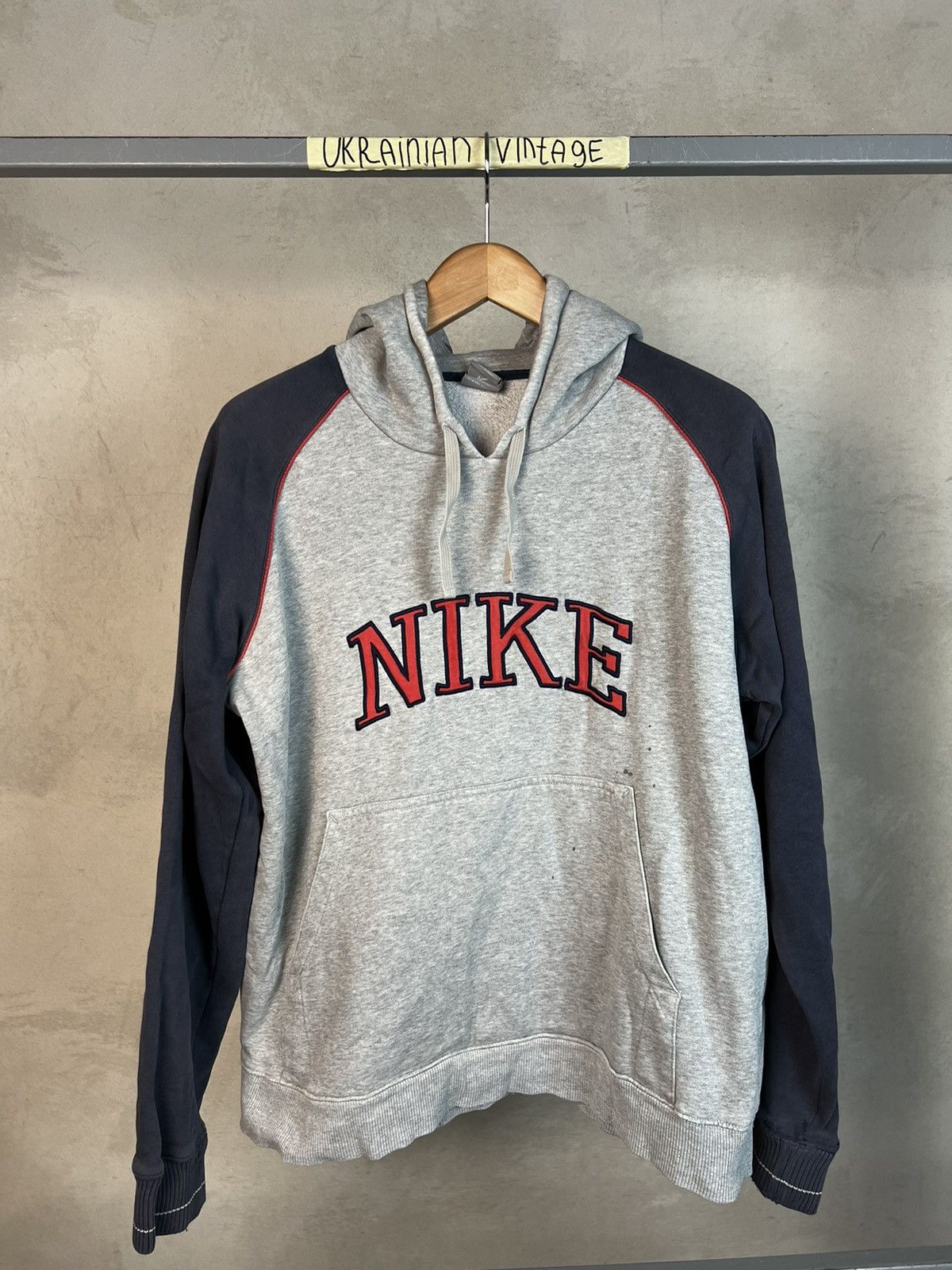 Nike × Vintage Vintage Nike Sweatshirt Hoodie Big Logo Size US L / EU 52-54 / 3 - 3 Thumbnail