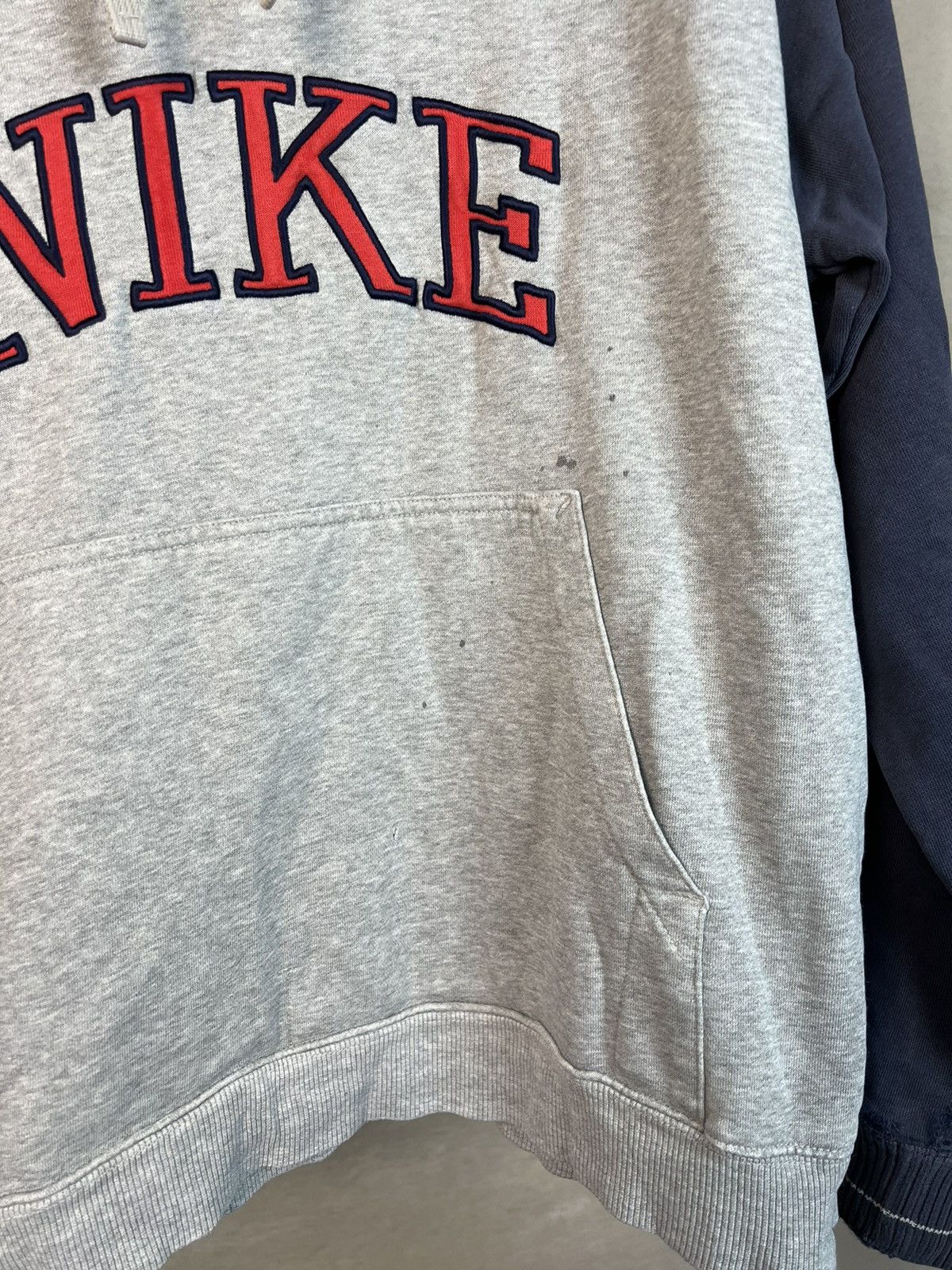 Nike × Vintage Vintage Nike Sweatshirt Hoodie Big Logo Size US L / EU 52-54 / 3 - 4 Thumbnail