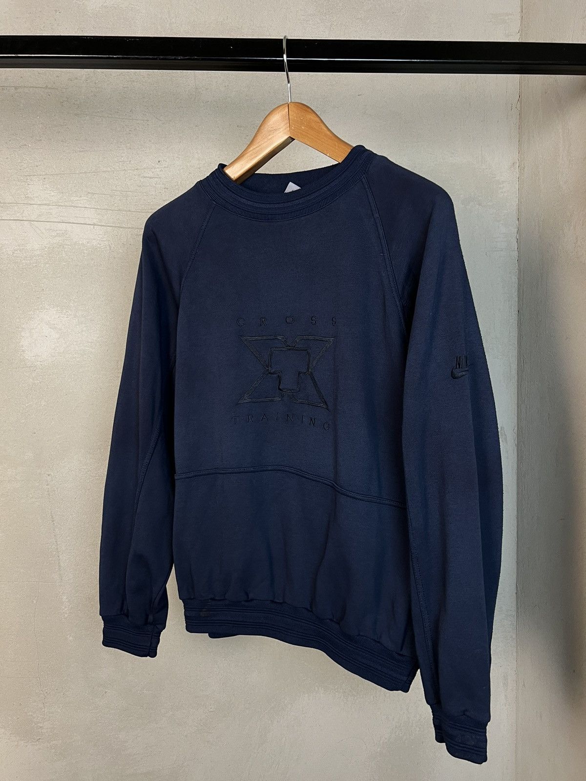 Nike × Vintage Vintage 90’s Nike Cross Training Sweatshirts Size US S / EU 44-46 / 1 - 1 Thumbnail