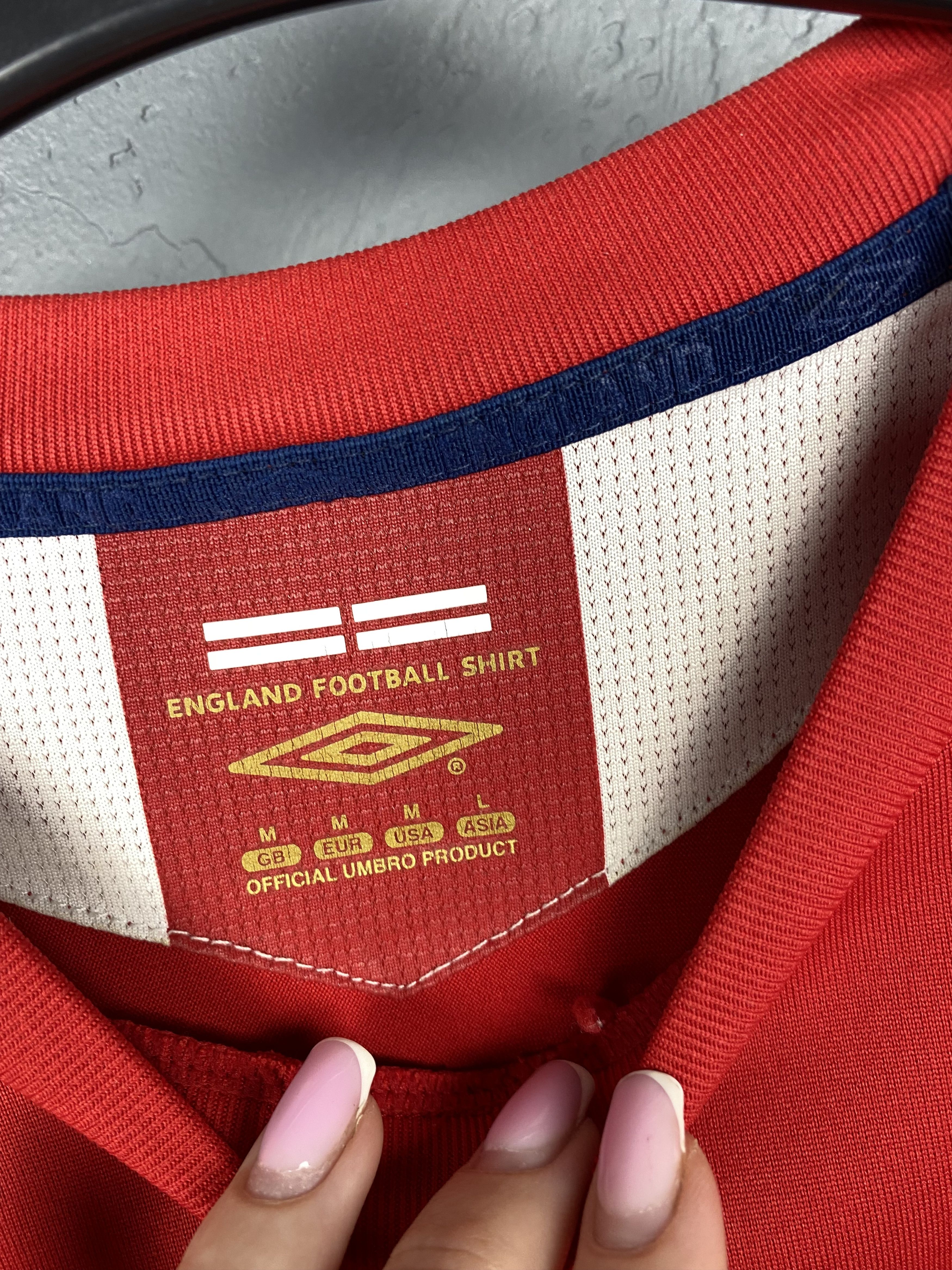 Umbro Umbro England Vintage T-Shirt Tee Y2K Size US M / EU 48-50 / 2 - 4 Thumbnail