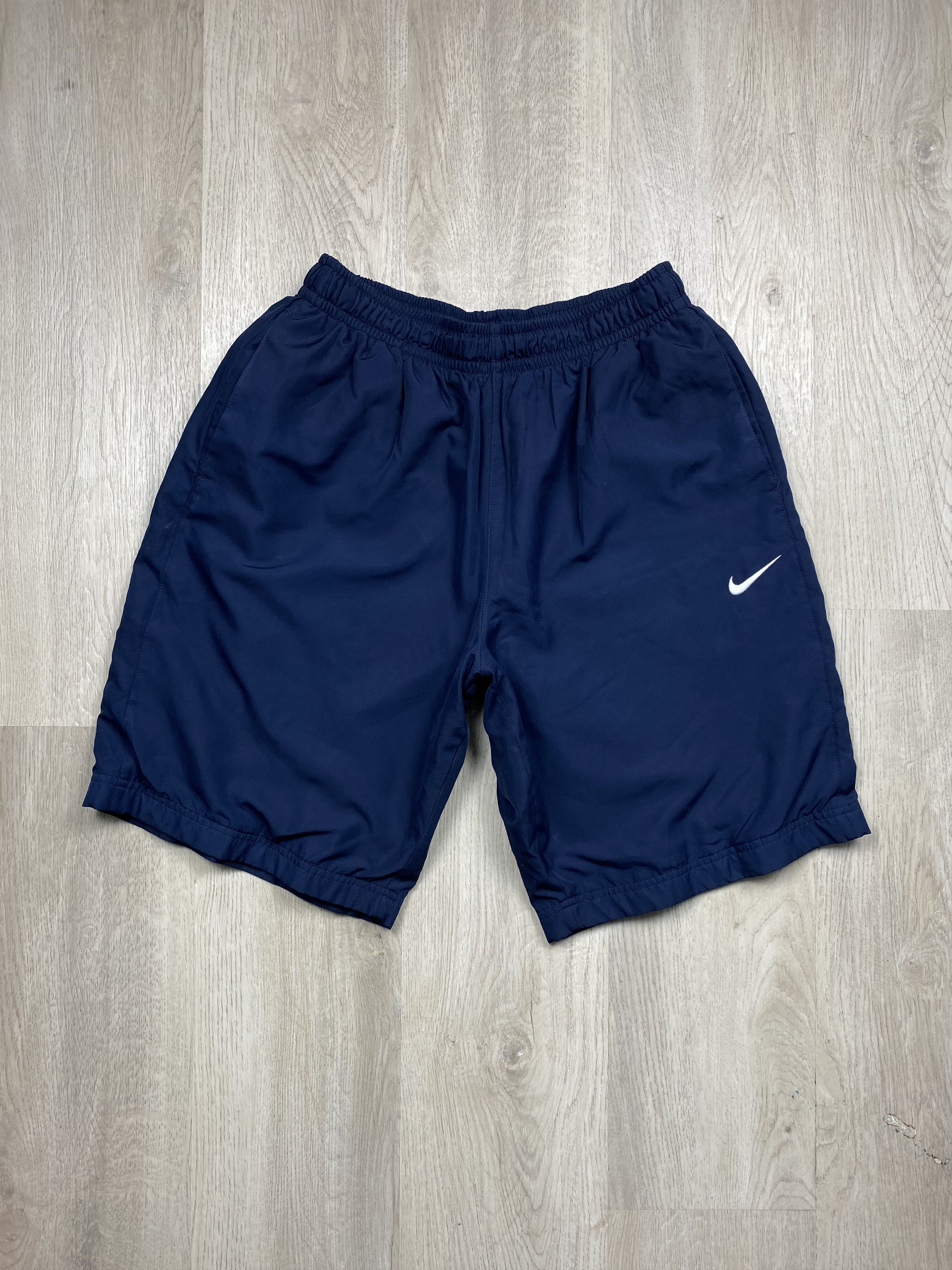 Nike Vintage Nike Mens Nylon Shorts Y2K Size US 34 / EU 50 - 1 Thumbnail