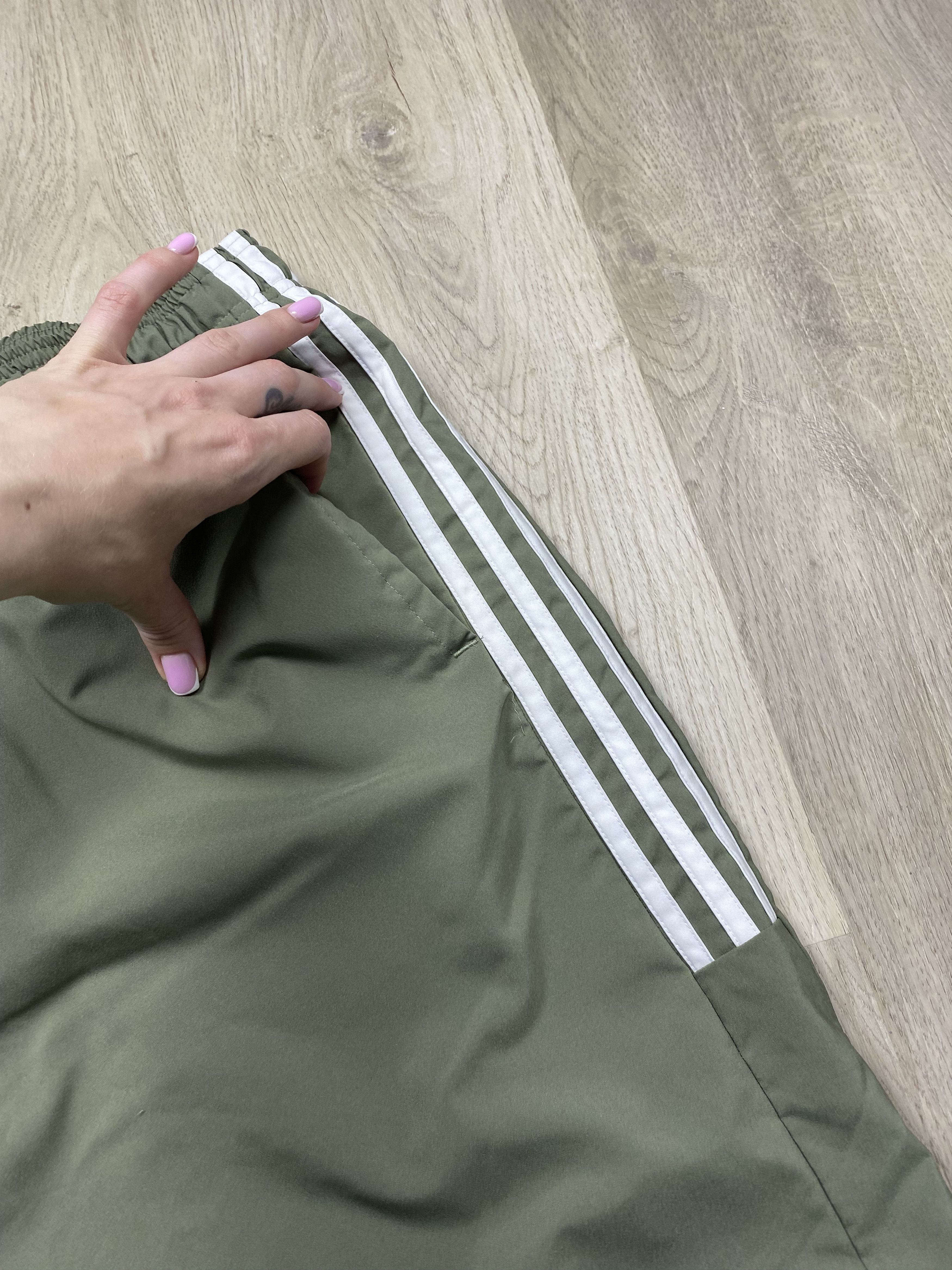 Adidas Adidas Mens Nylon Shorts Y2K Size US 36 / EU 52 - 4 Thumbnail