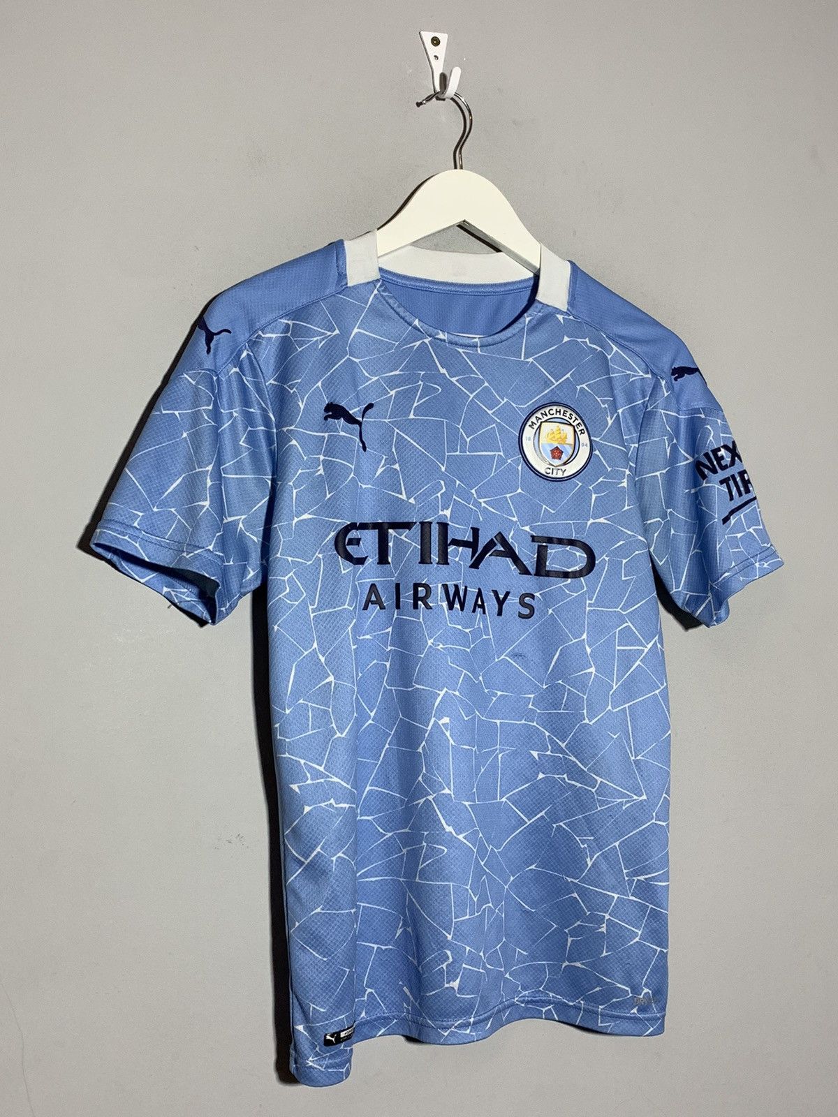 Puma Manchester City Puma 2020/21 Y2k Streetwear Football Shirt Size US S / EU 44-46 / 1 - 2 Thumbnail