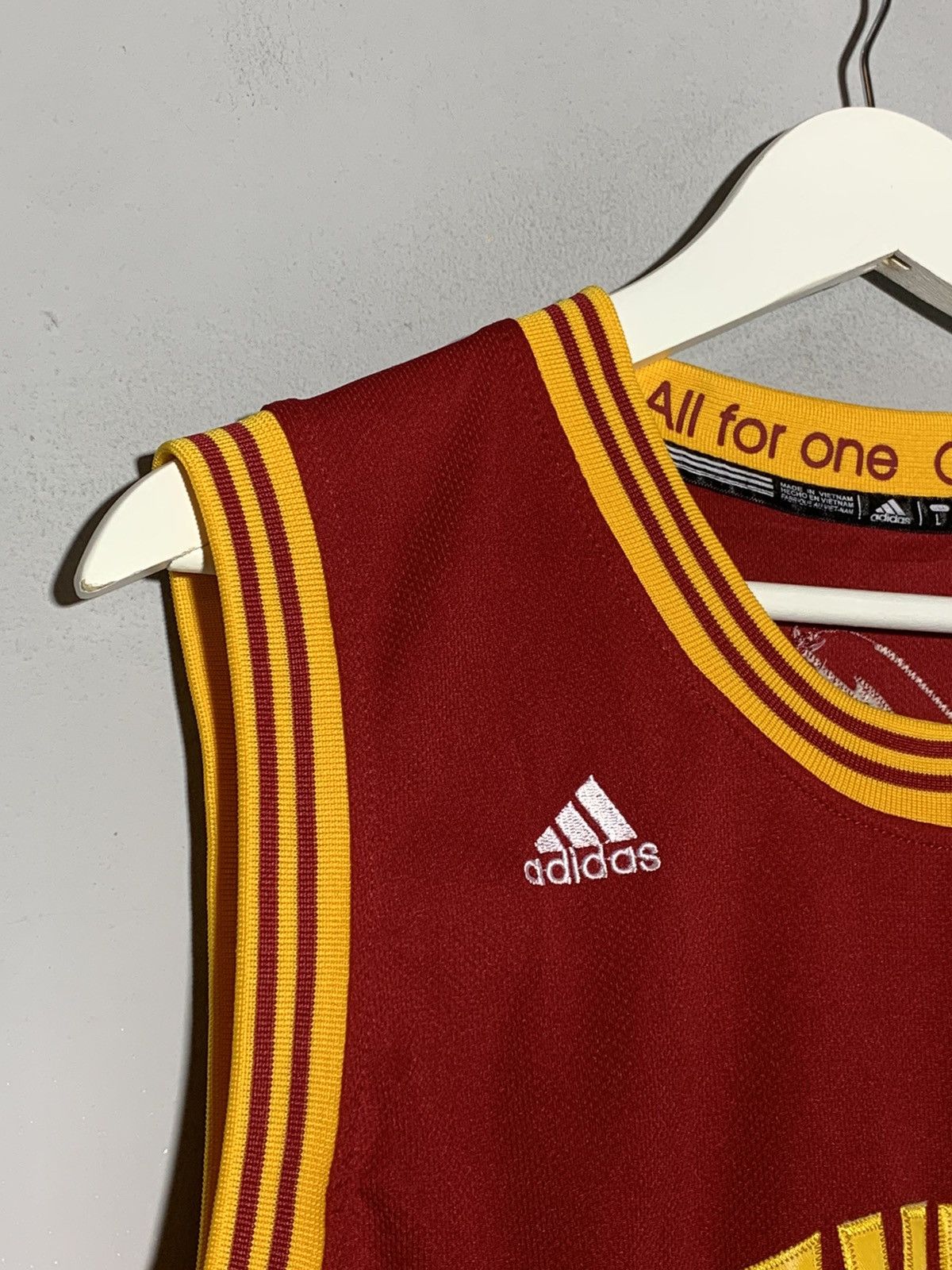 Adidas × Vintage #23 James Cleveland Adidas NBA Y2k Streetwear Jersey Size US XL / EU 56 / 4 - 8 Thumbnail