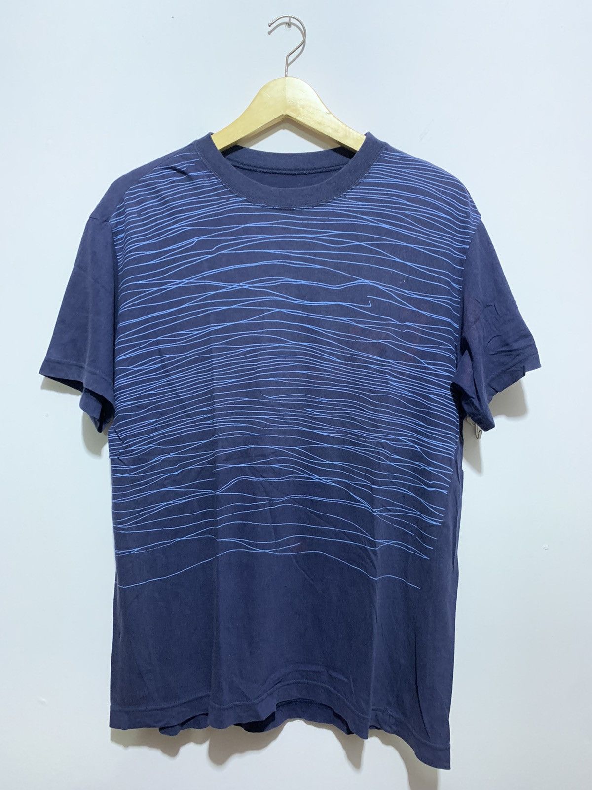 Issey Miyake 💸BINDINGOFFER💸Issey miyake "UKNOWN PLEASURE" line art tee Size US M / EU 48-50 / 2 - 1 Thumbnail