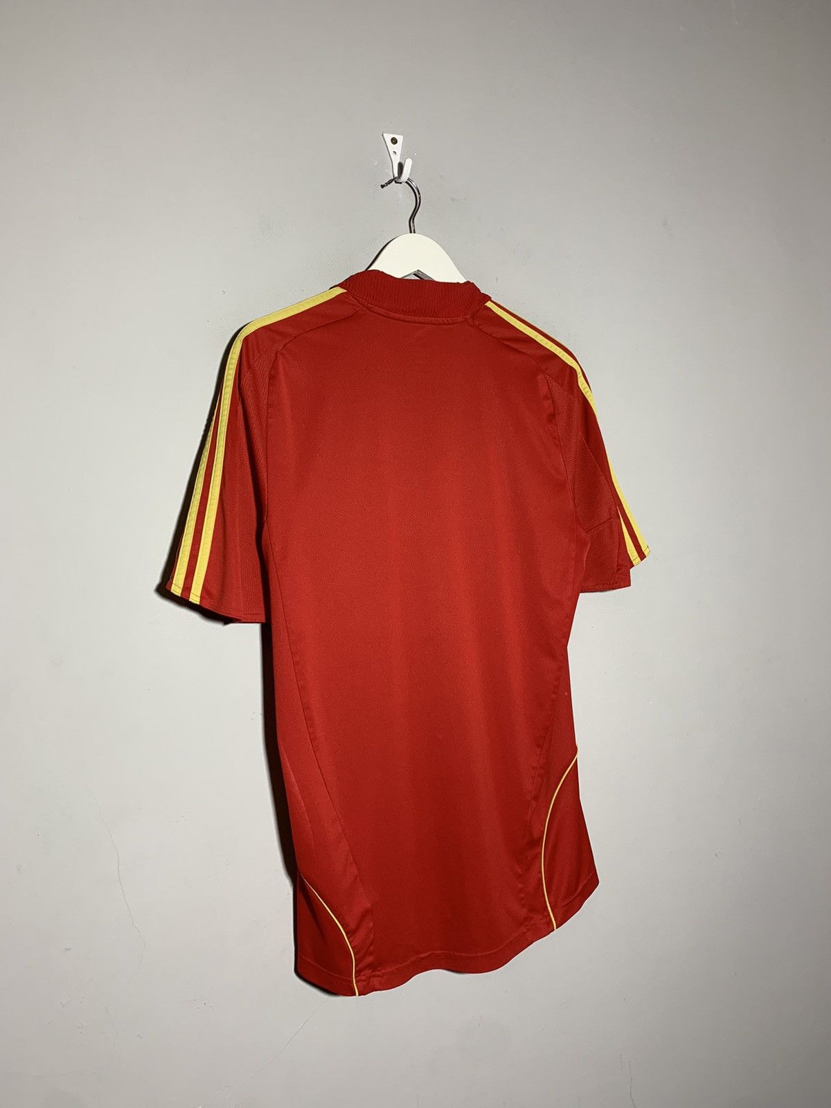 Adidas Spain Adidas 2008 Y2k Streetwear Football Shirt Size US M / EU 48-50 / 2 - 6 Thumbnail