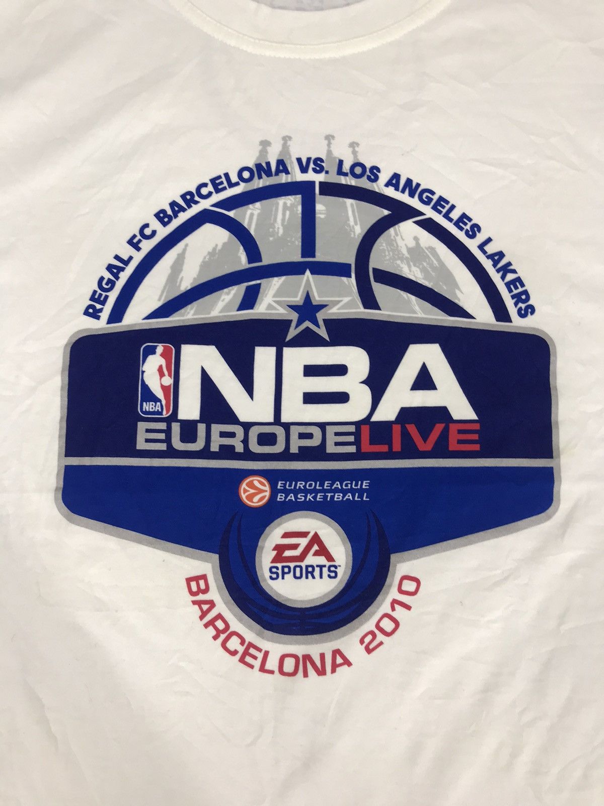 NBA Ea Sport Games NBA Lakers Europe Live Barcelona T-shirt Tee Size US L / EU 52-54 / 3 - 3 Thumbnail