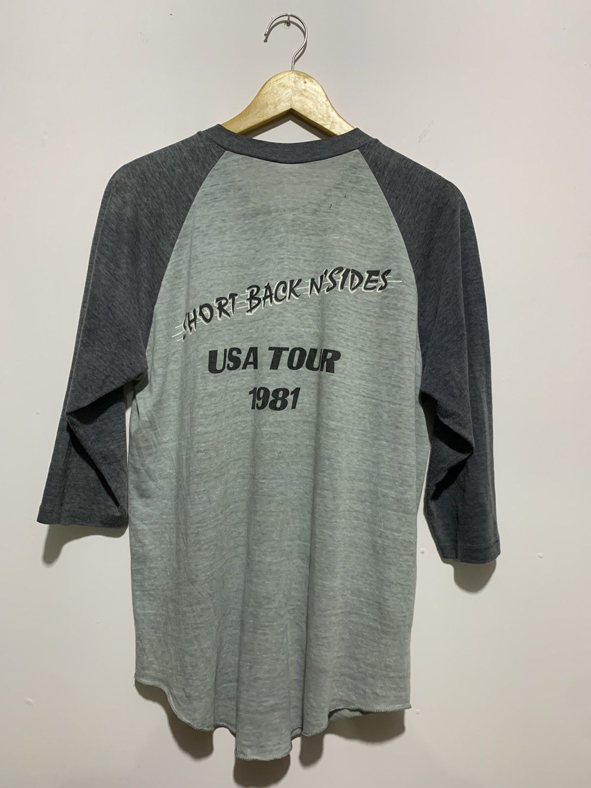 Band Tees 💸BINDINGOFFER💸VINTAGE IAN HUNTER TOUR 1981 Size US M / EU 48-50 / 2 - 2 Thumbnail