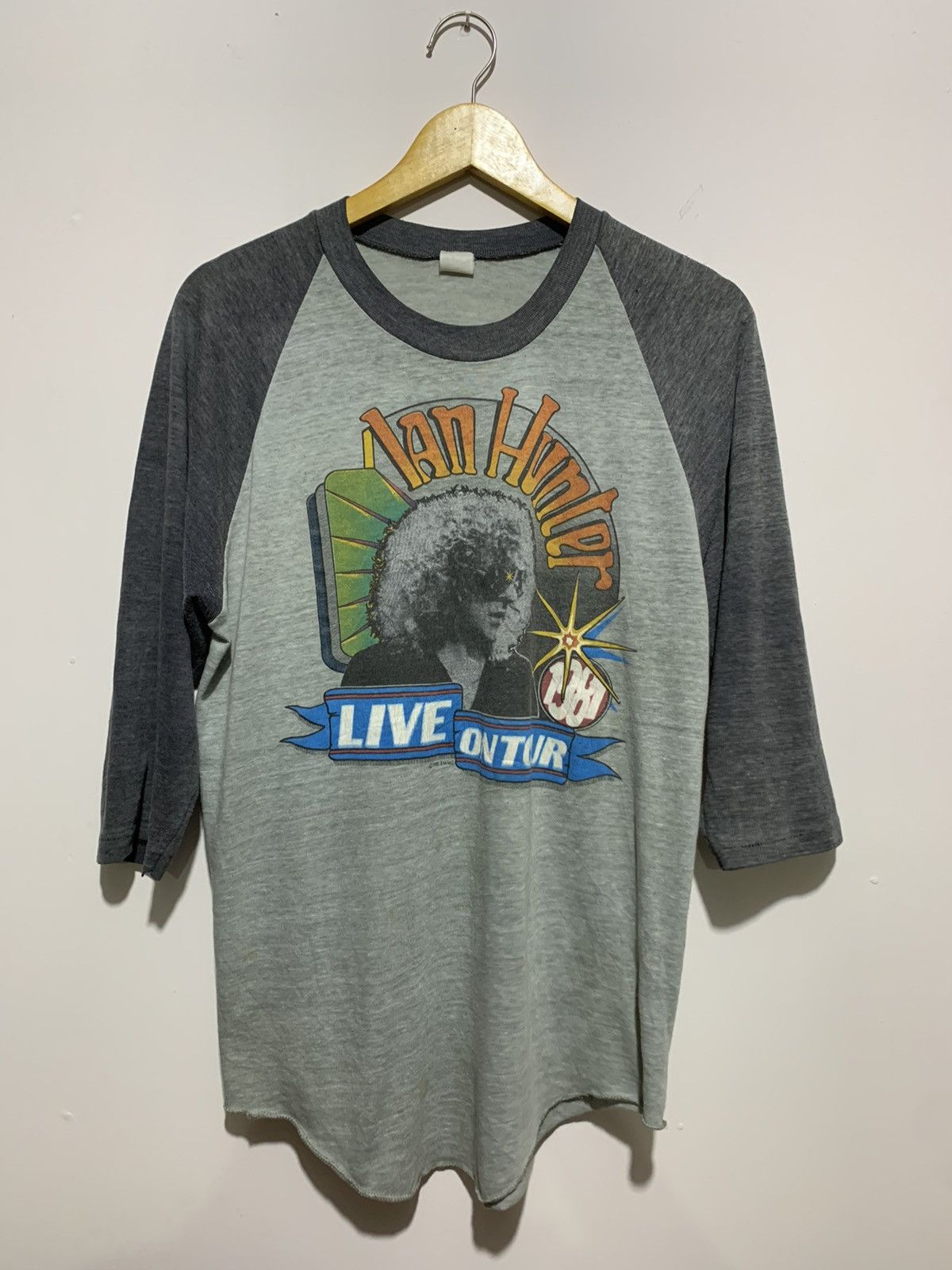 Band Tees 💸BINDINGOFFER💸VINTAGE IAN HUNTER TOUR 1981 Size US M / EU 48-50 / 2 - 1 Thumbnail