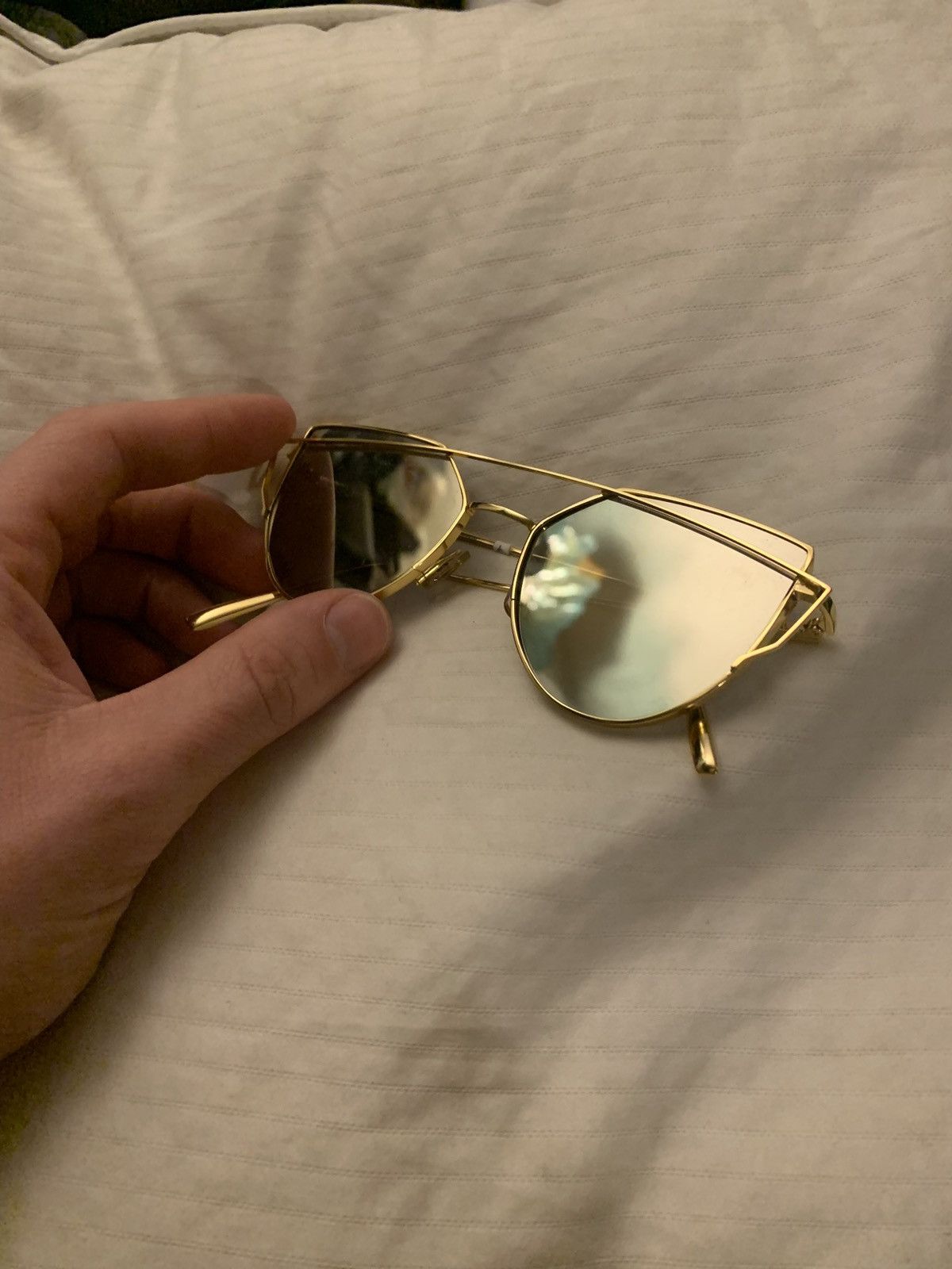 Gentle Monster Iconic Lovepunch Sunglasses - Gold Gentle Monster Lovepunch Aviator Sunglasses - Gold  main image 4