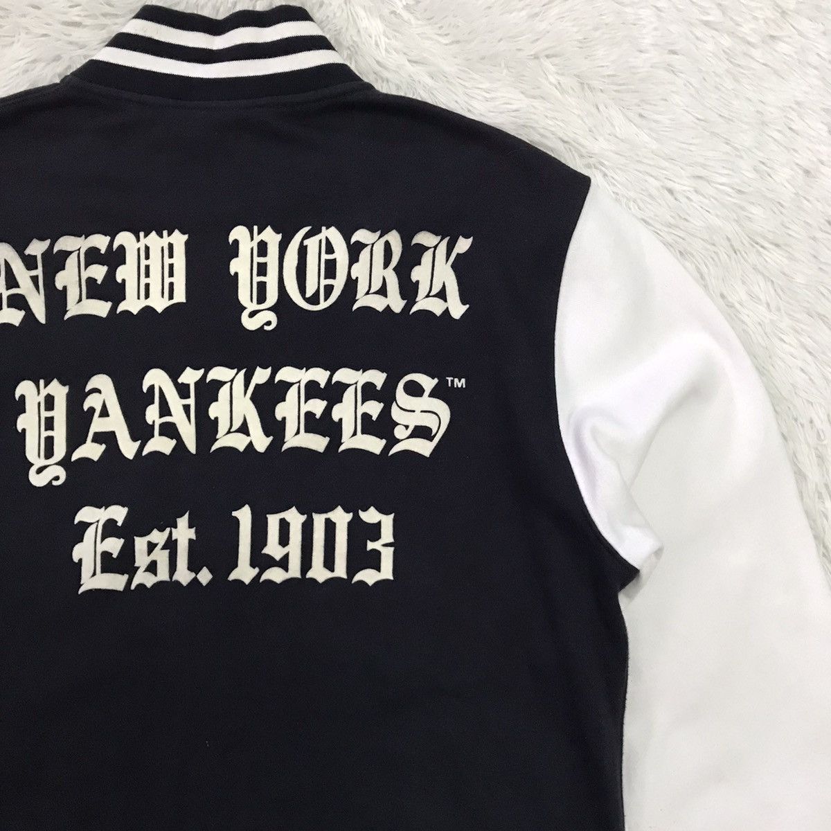 MLB Majestic Athletic NY Yankees Est.1903 MLB Jacket Size US L / EU 52-54 / 3 - 12 Thumbnail