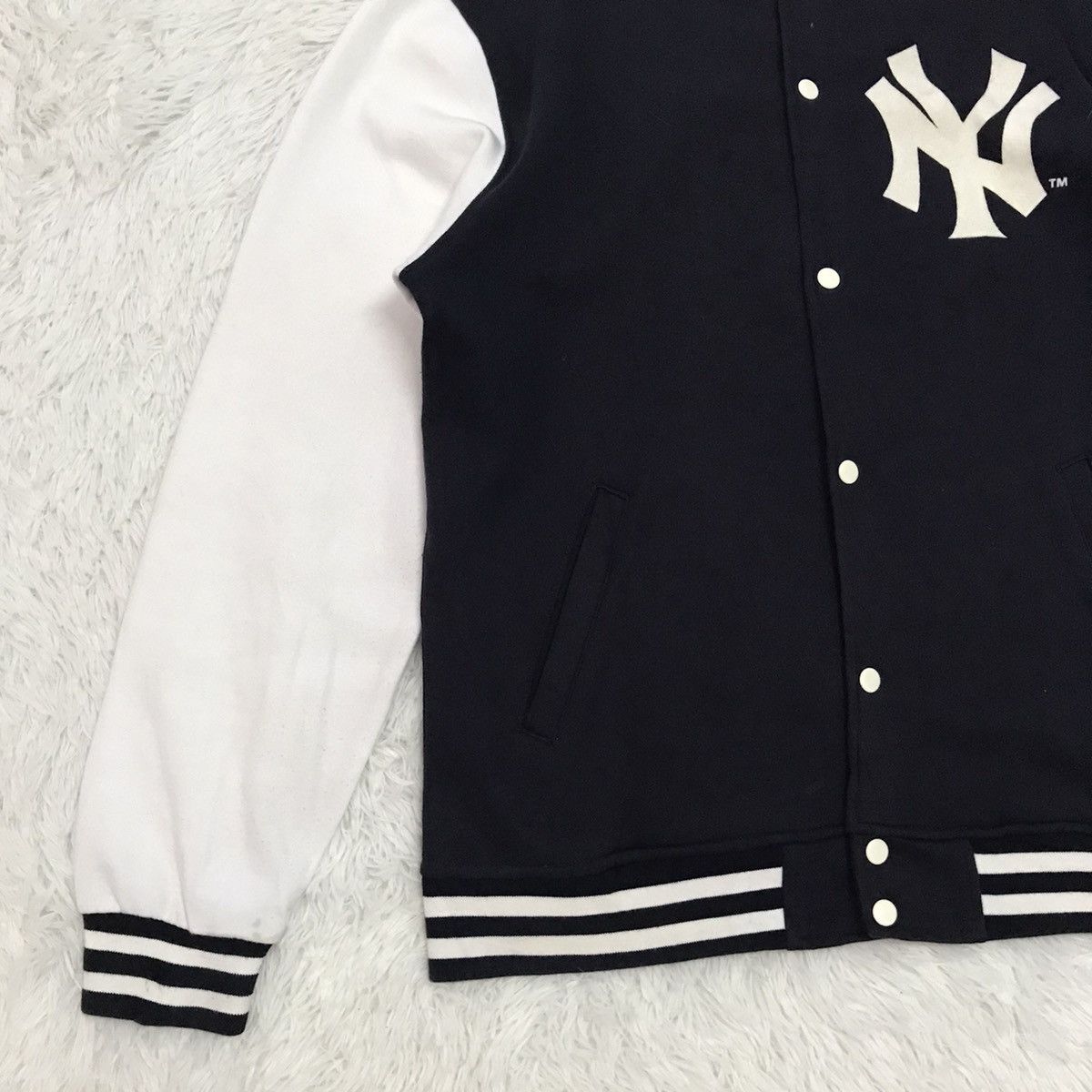 MLB Majestic Athletic NY Yankees Est.1903 MLB Jacket Size US L / EU 52-54 / 3 - 3 Thumbnail