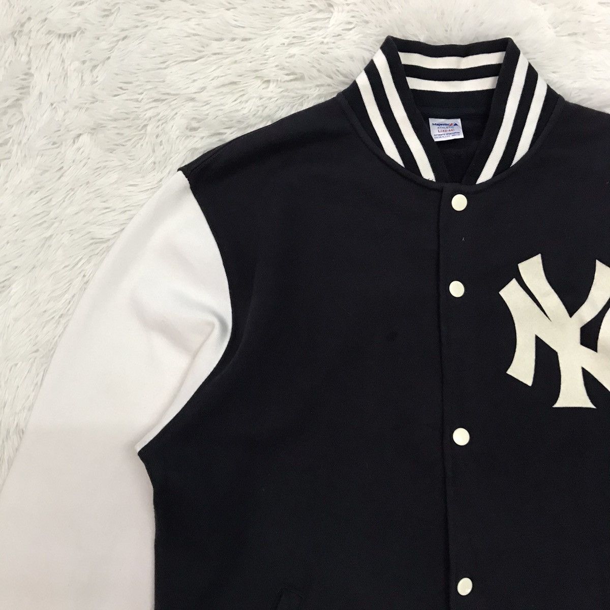 MLB Majestic Athletic NY Yankees Est.1903 MLB Jacket Size US L / EU 52-54 / 3 - 6 Thumbnail