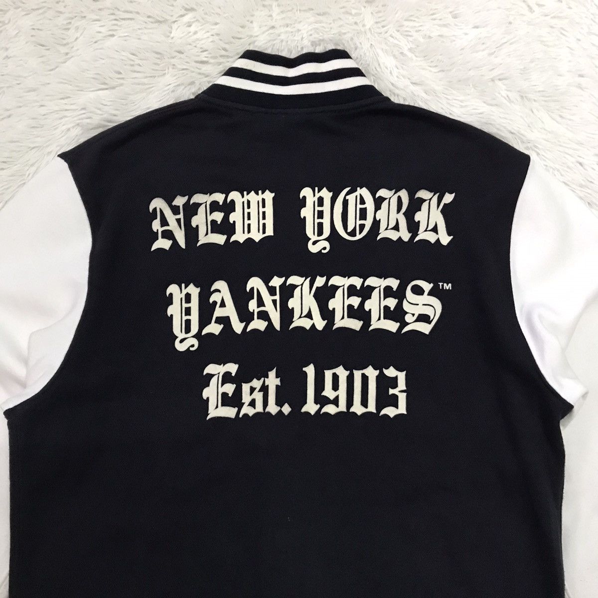 MLB Majestic Athletic NY Yankees Est.1903 MLB Jacket Size US L / EU 52-54 / 3 - 14 Thumbnail