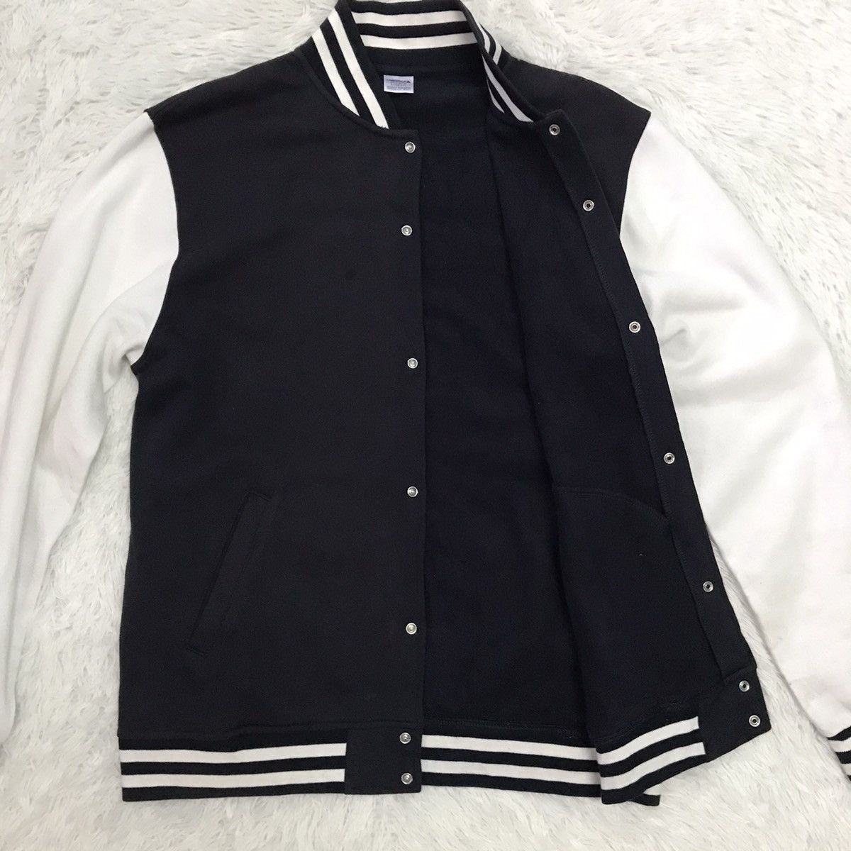 MLB Majestic Athletic NY Yankees Est.1903 MLB Jacket Size US L / EU 52-54 / 3 - 15 Thumbnail